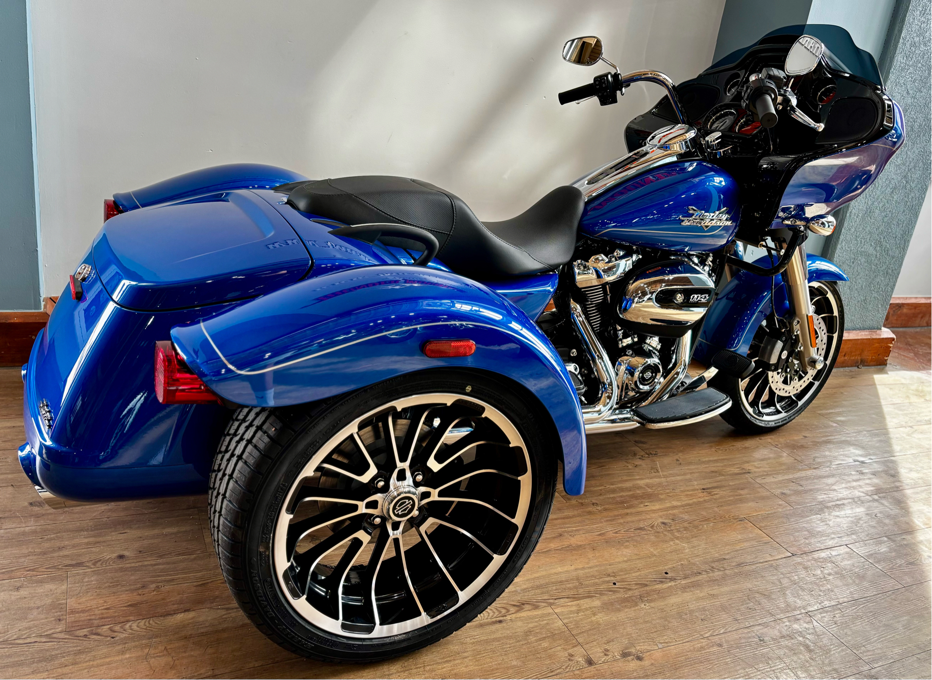 2025 Harley-Davidson Road Glide® 3 in Loveland, Colorado - Photo 3