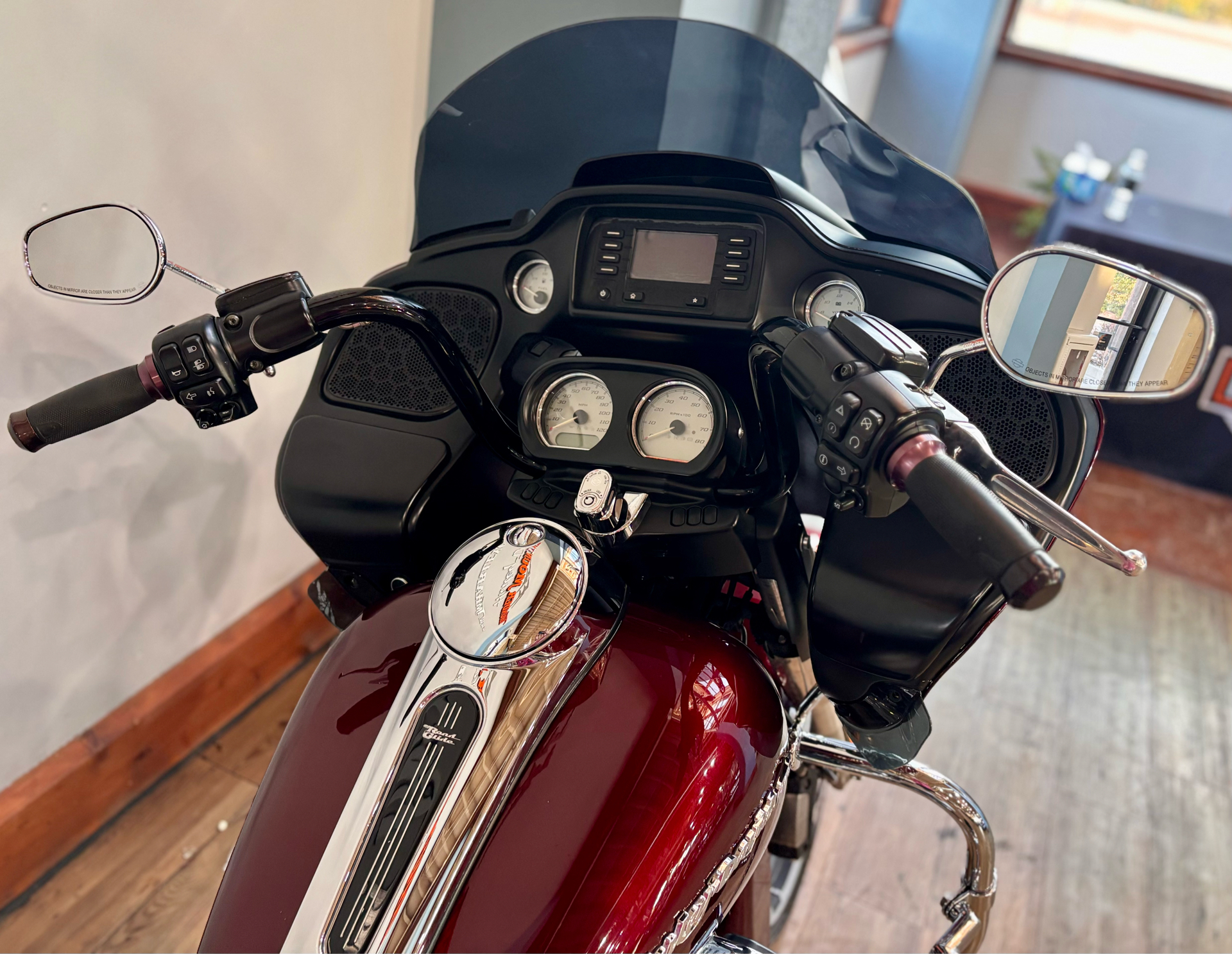 2015 Harley-Davidson Road Glide® in Loveland, Colorado - Photo 10