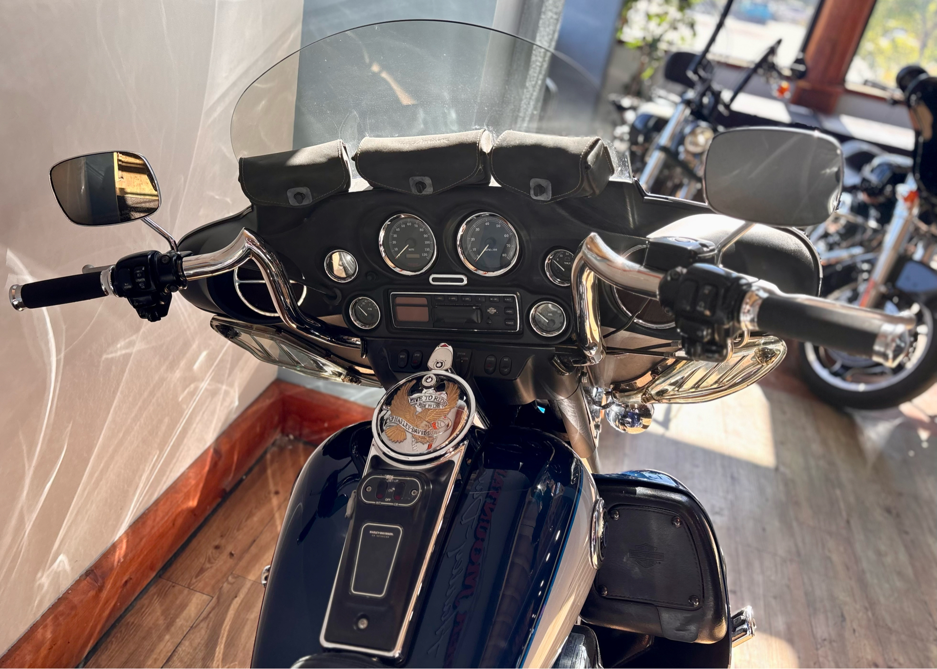 2000 Harley-Davidson FLHTCUI Ultra Classic® Electra Glide® in Loveland, Colorado - Photo 13