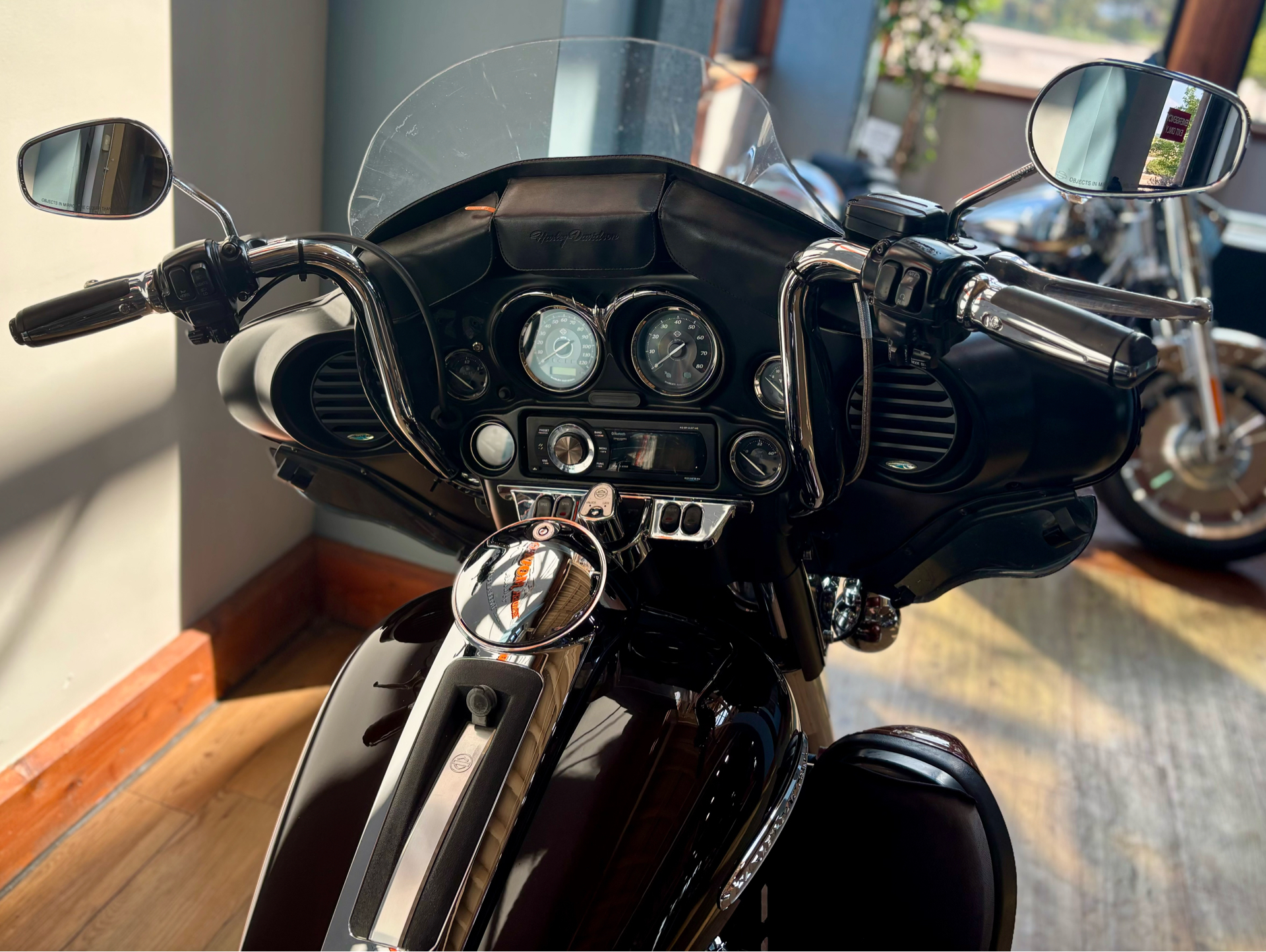 2011 Harley-Davidson Electra Glide® Ultra Limited in Loveland, Colorado - Photo 12