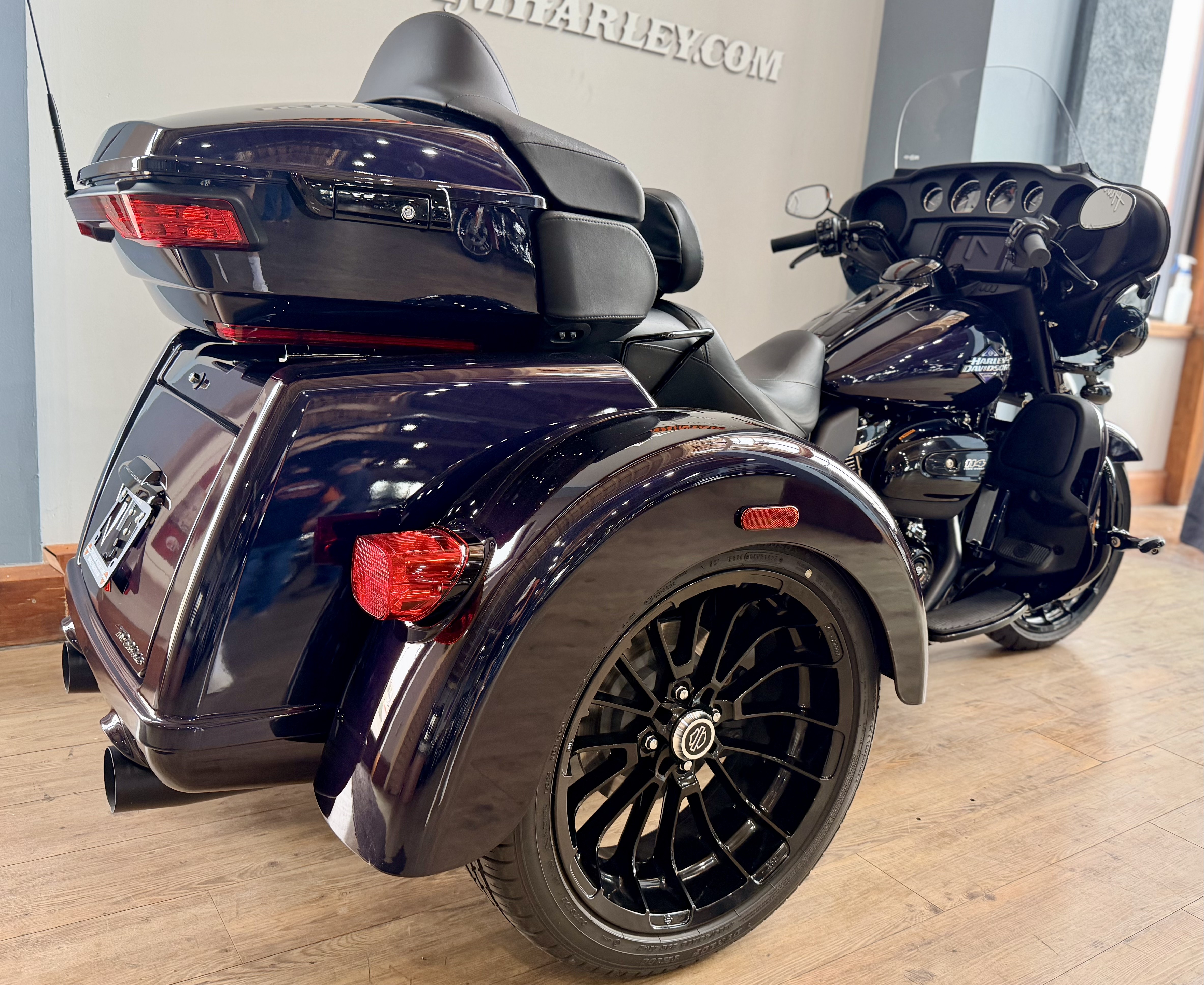2025 Harley-Davidson Tri Glide® Ultra in Loveland, Colorado - Photo 3