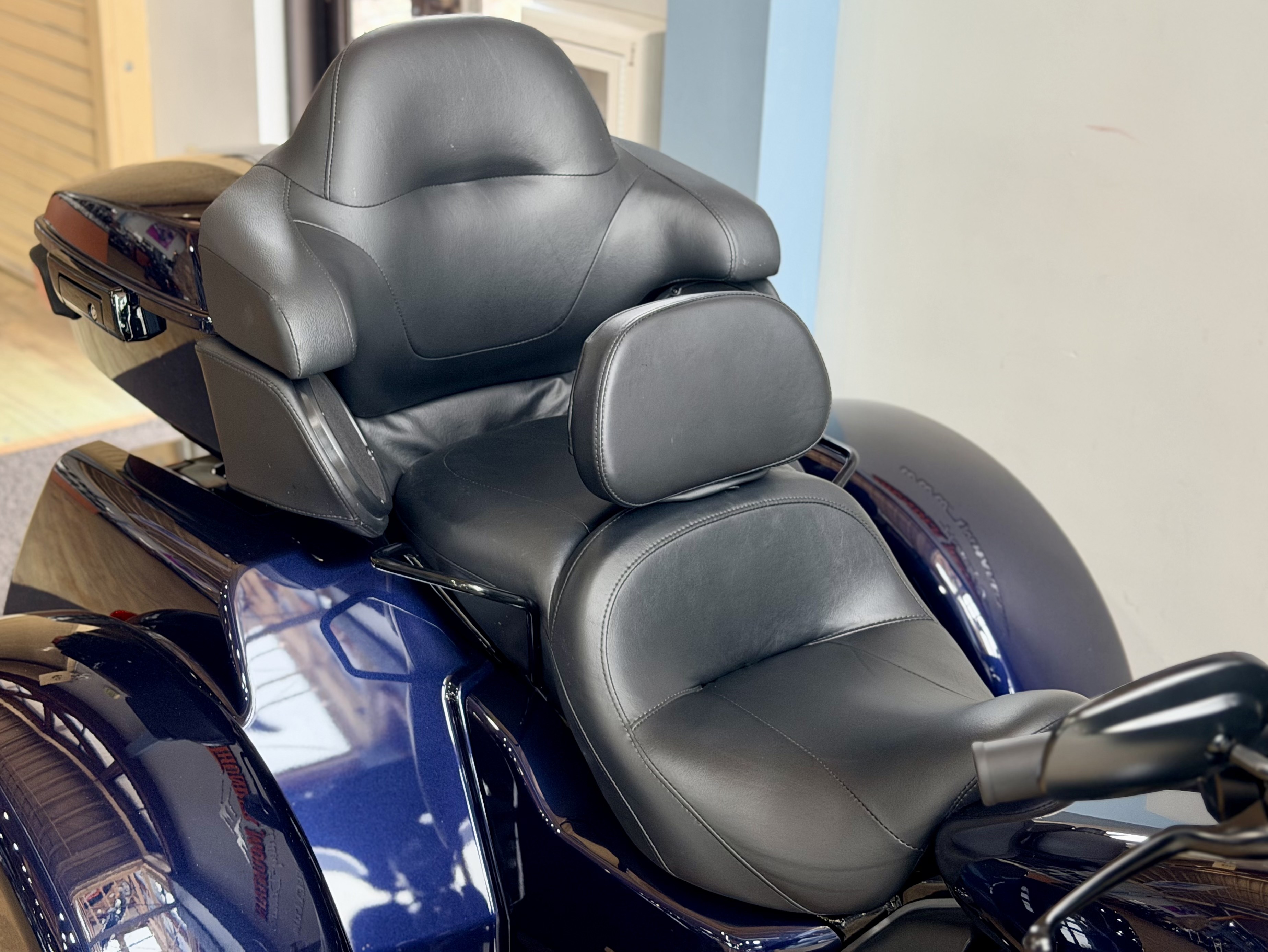 2025 Harley-Davidson Tri Glide® Ultra in Loveland, Colorado - Photo 9