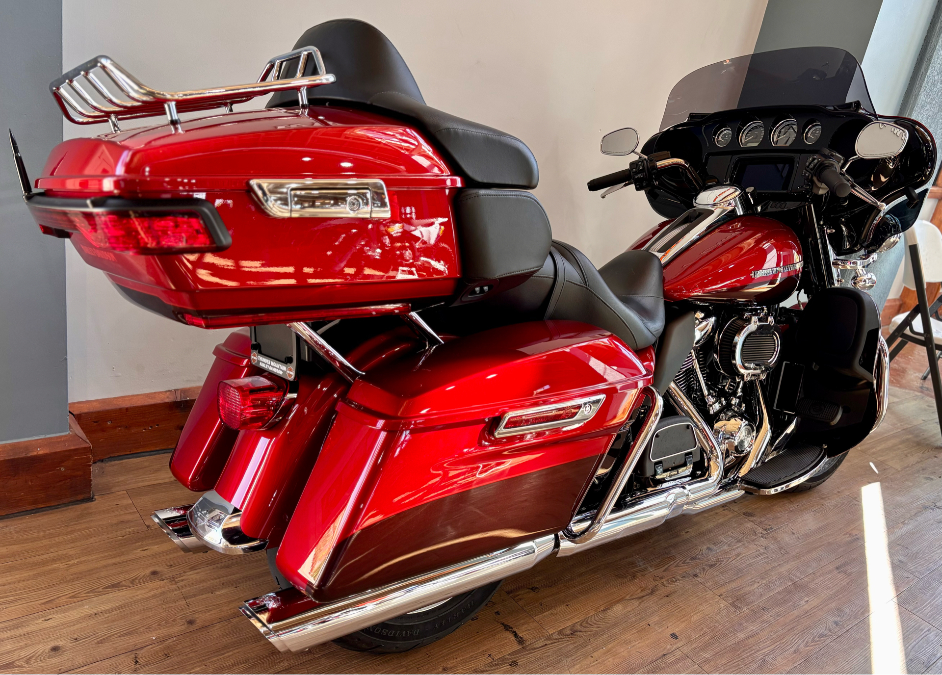 2019 Harley-Davidson Electra Glide® Ultra Classic® in Loveland, Colorado - Photo 3