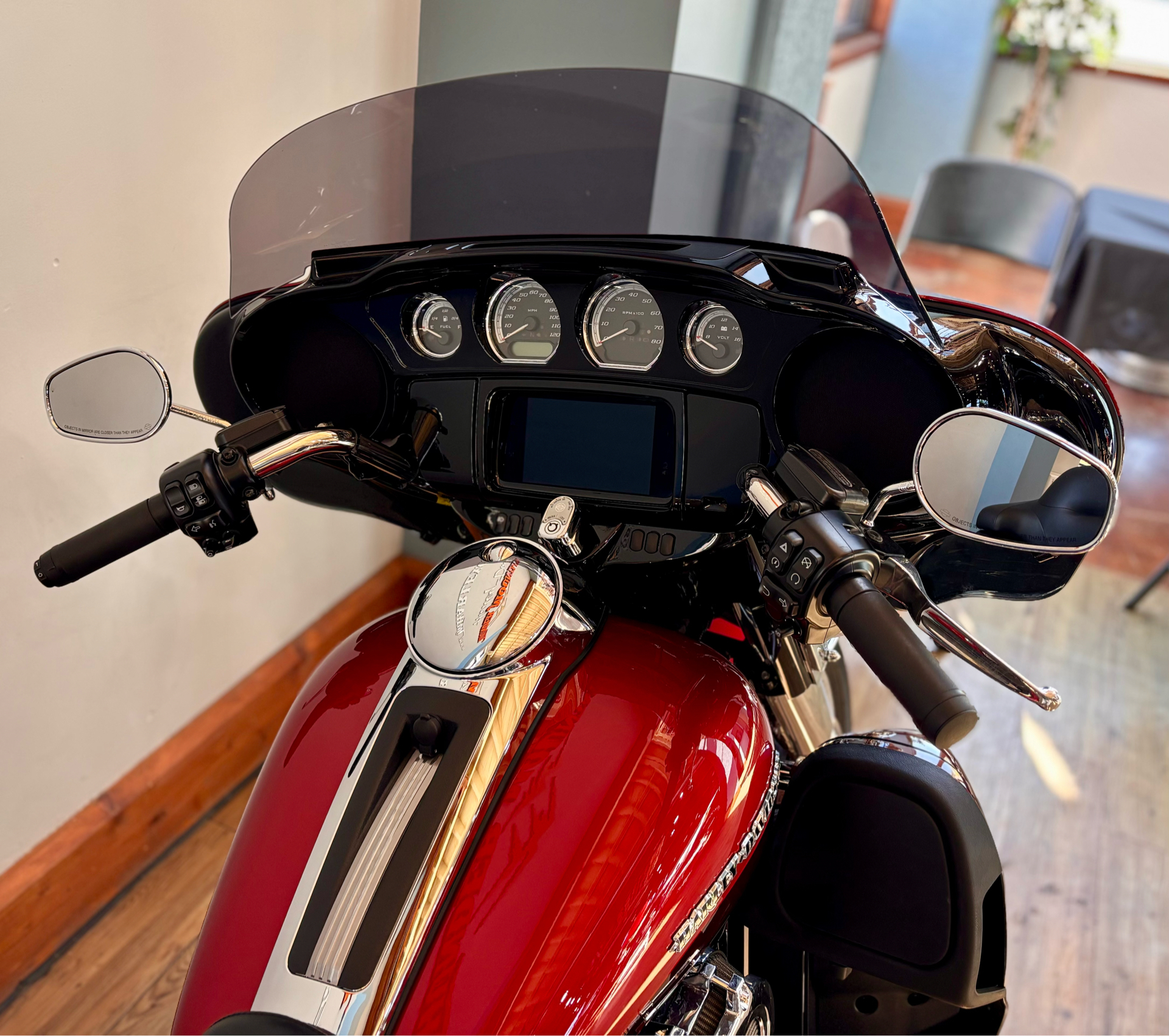2019 Harley-Davidson Electra Glide® Ultra Classic® in Loveland, Colorado - Photo 12