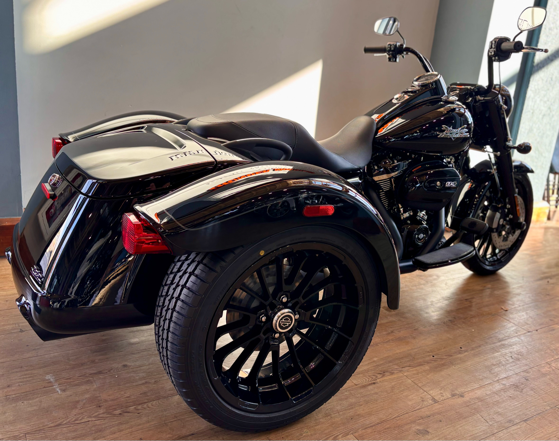 2025 Harley-Davidson Freewheeler® in Loveland, Colorado - Photo 3