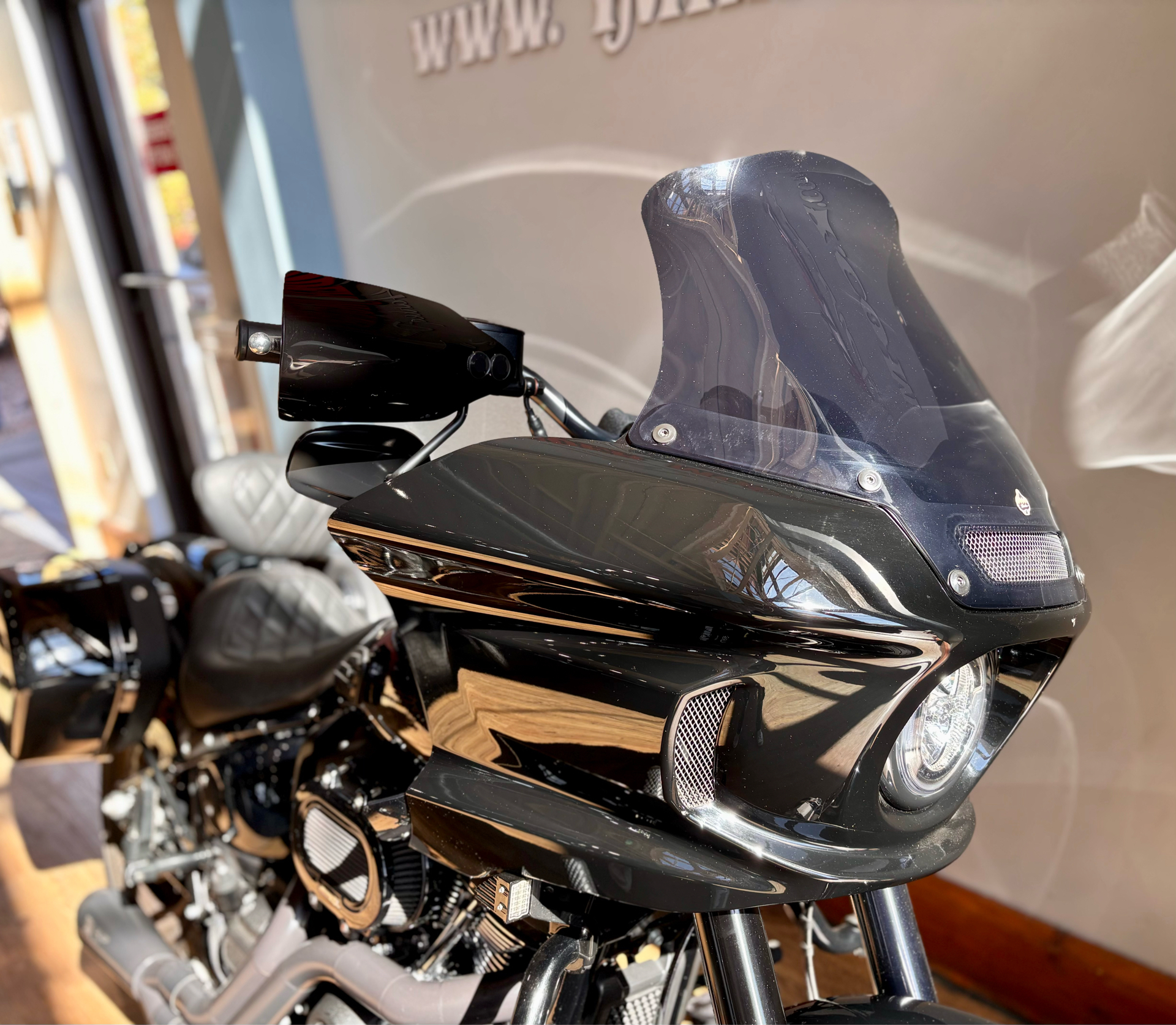 2023 Harley-Davidson Low Rider® ST in Loveland, Colorado - Photo 8