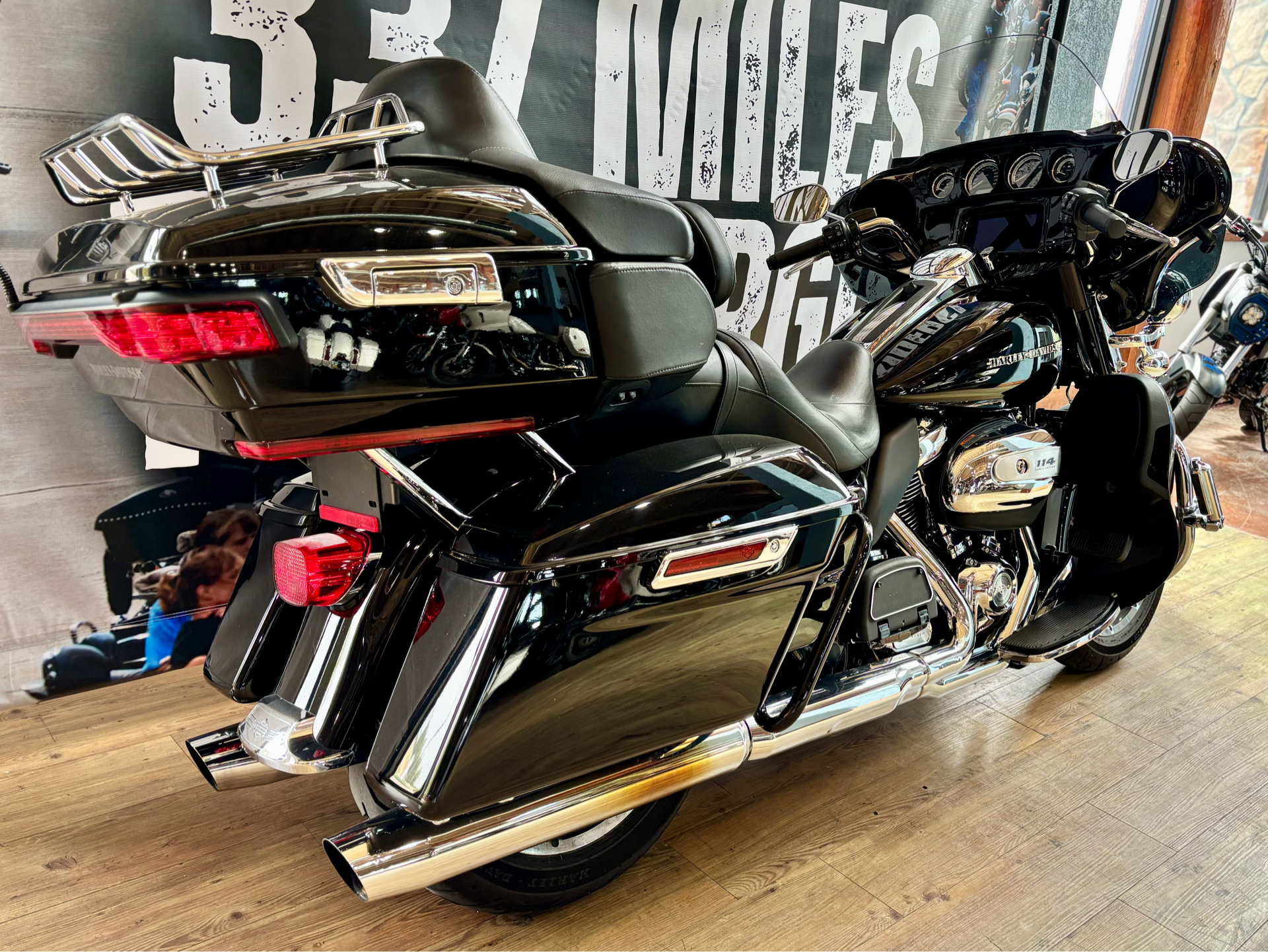 2019 Harley-Davidson Electra Glide® Ultra Classic® in Loveland, Colorado - Photo 3