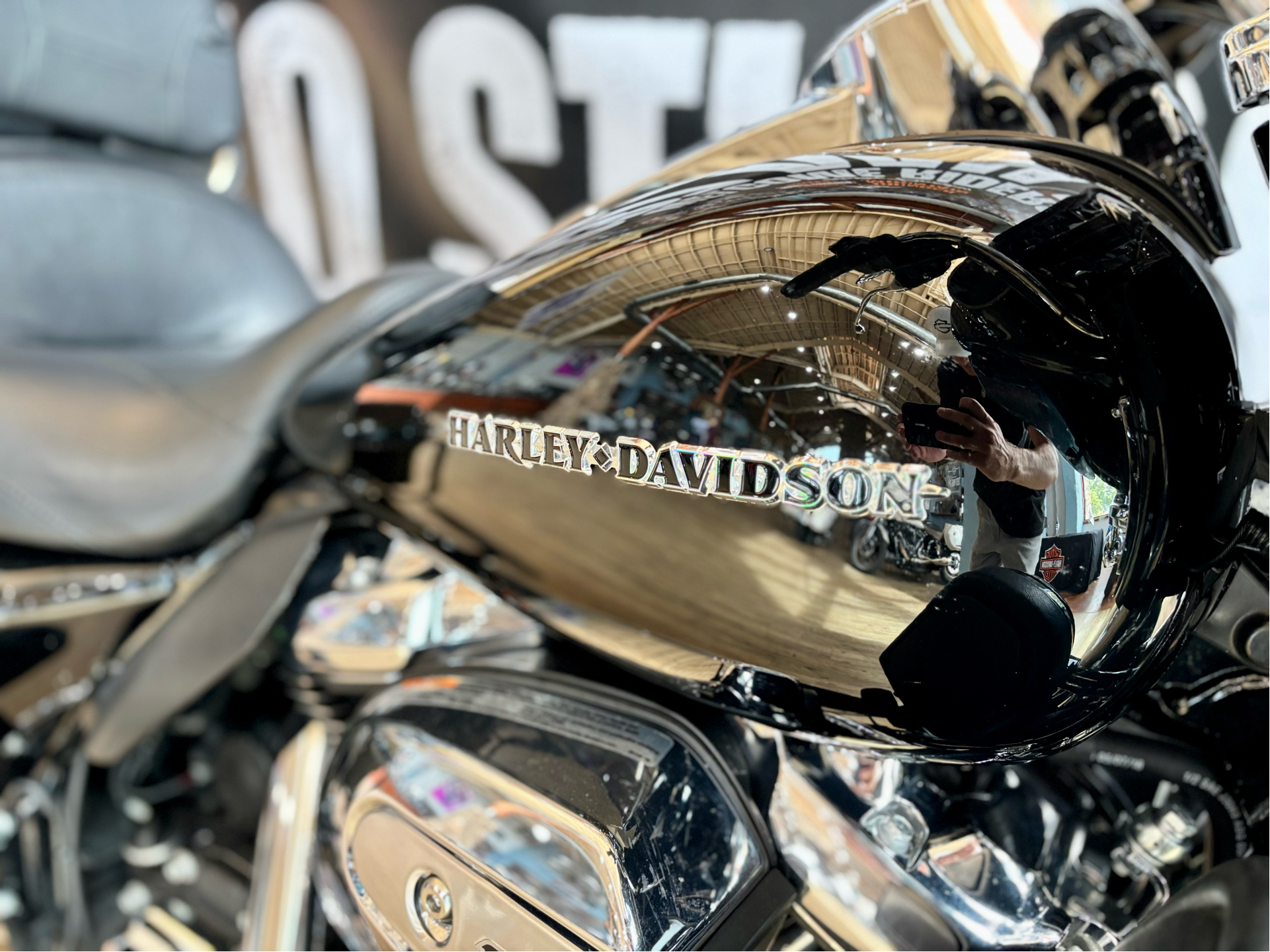 2019 Harley-Davidson Electra Glide® Ultra Classic® in Loveland, Colorado - Photo 6