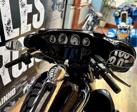 2019 Harley-Davidson Electra Glide® Ultra Classic® in Loveland, Colorado - Photo 12