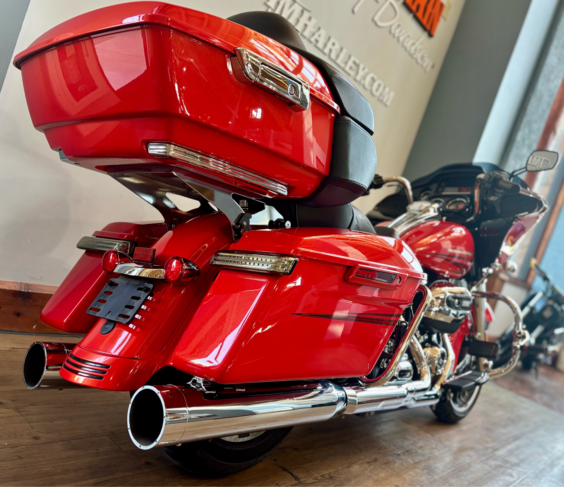 2017 Harley-Davidson Road Glide® Special in Loveland, Colorado - Photo 11