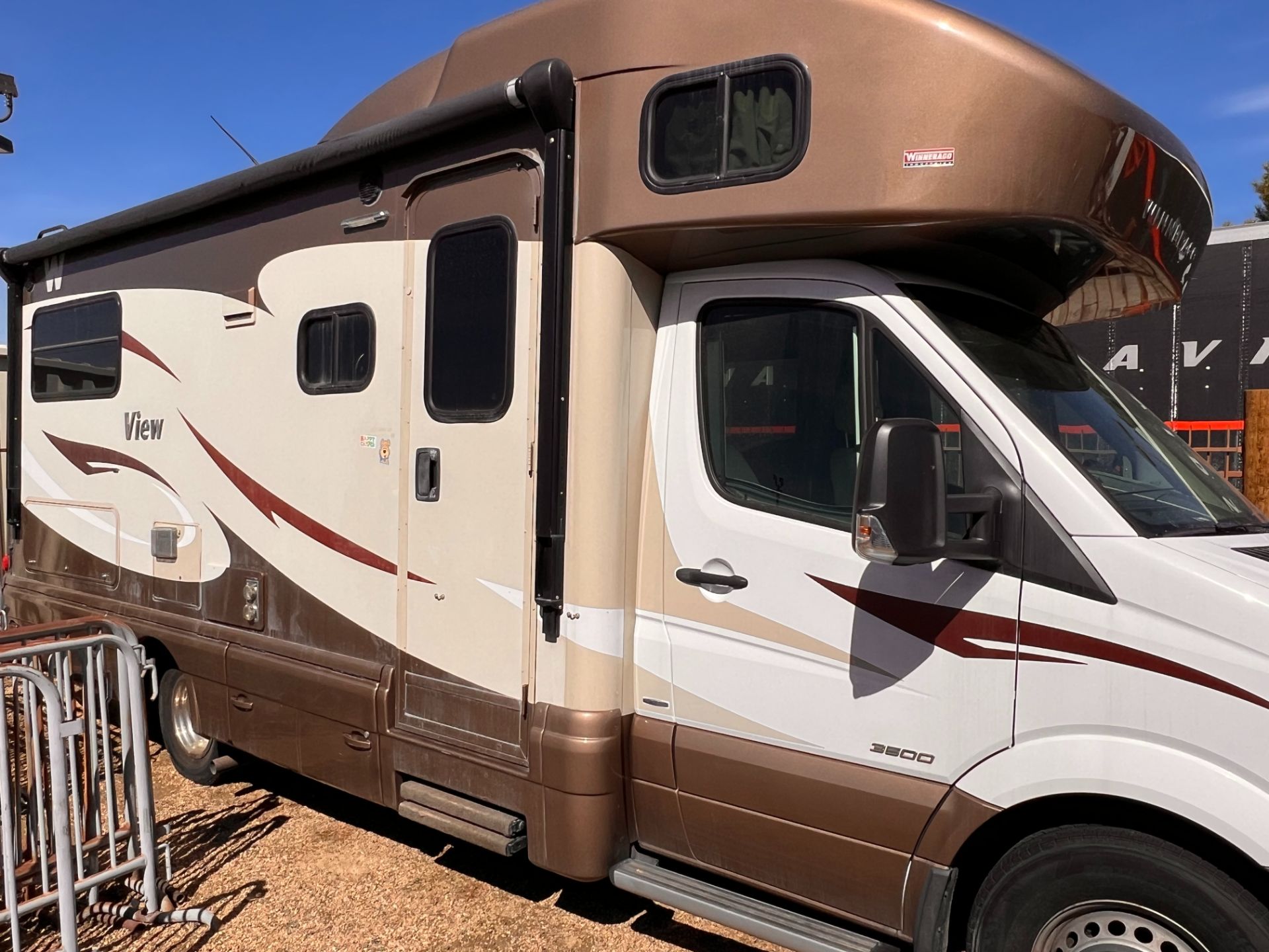 2015 Winnebago View M-24J Mercedes Sprinter 6 Cylinder Turbo Diesel in Loveland, Colorado - Photo 2