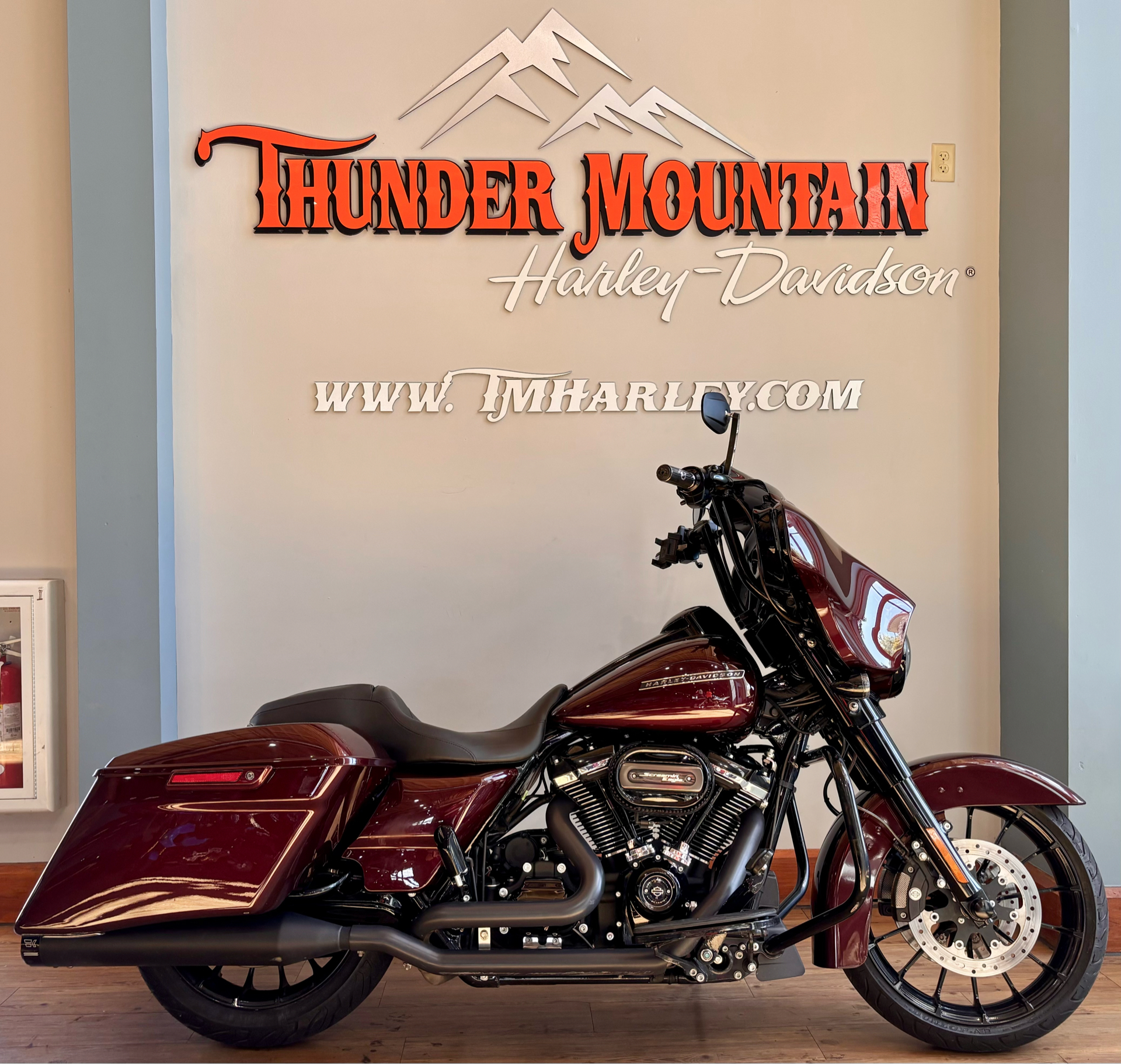 2018 Harley-Davidson Street Glide® Special in Loveland, Colorado - Photo 1