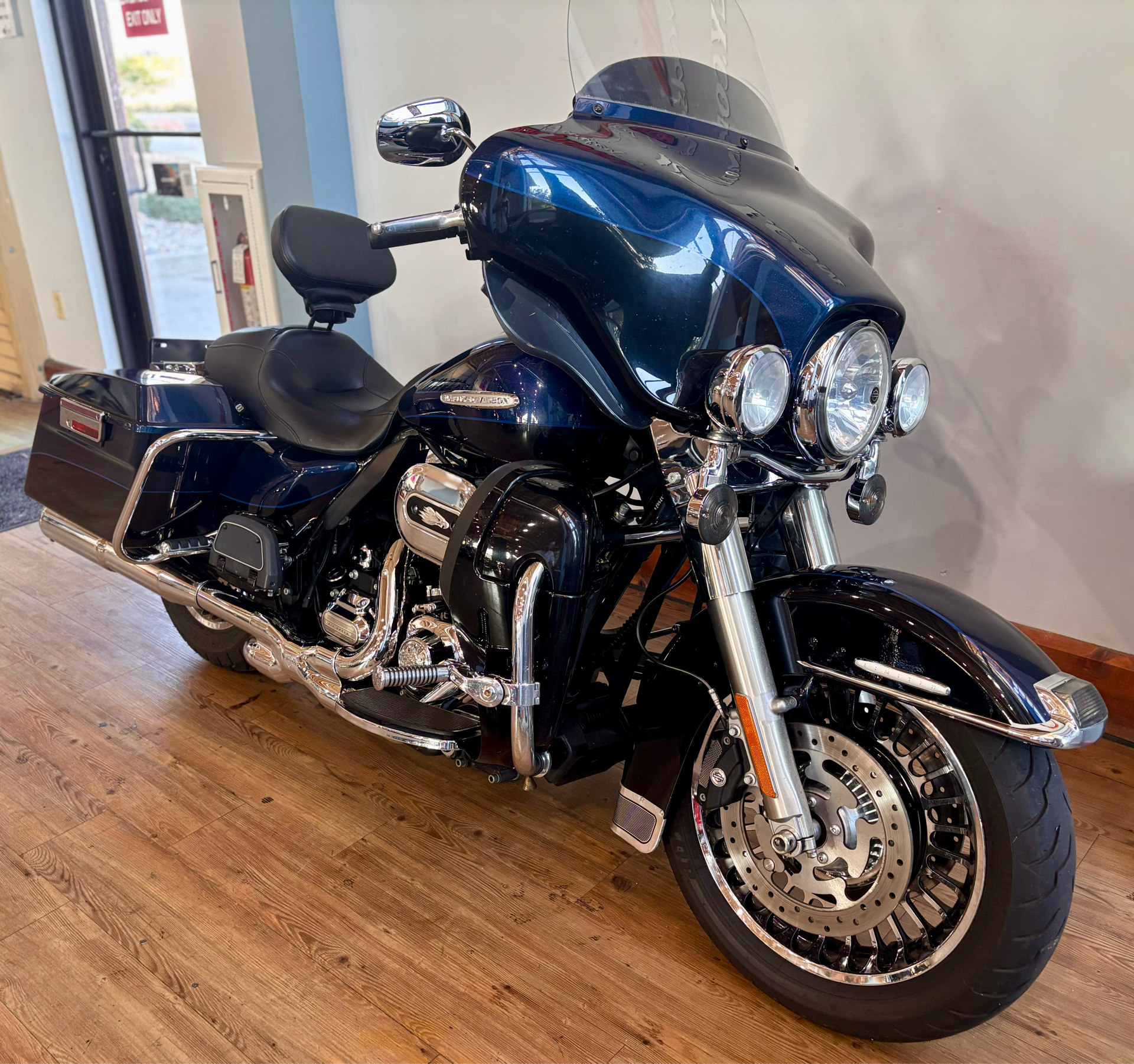 2013 Harley-Davidson Electra Glide® Ultra Limited in Loveland, Colorado - Photo 2