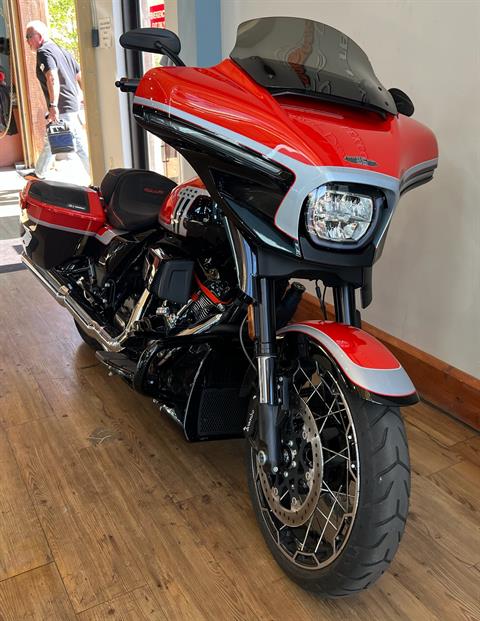 2024 Harley-Davidson CVO™ Street Glide® in Loveland, Colorado - Photo 2