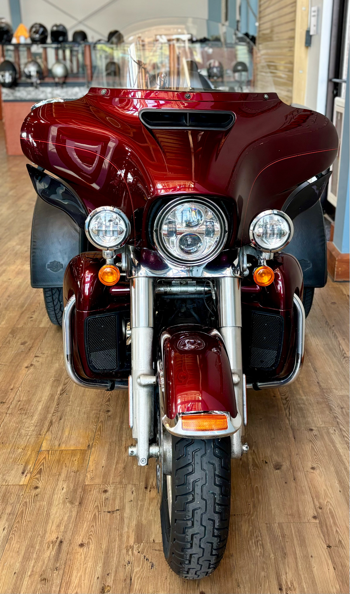 2015 Harley-Davidson Tri Glide® Ultra in Loveland, Colorado - Photo 4