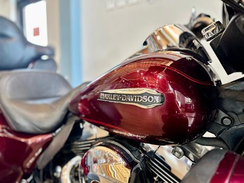 2015 Harley-Davidson Tri Glide® Ultra in Loveland, Colorado - Photo 6