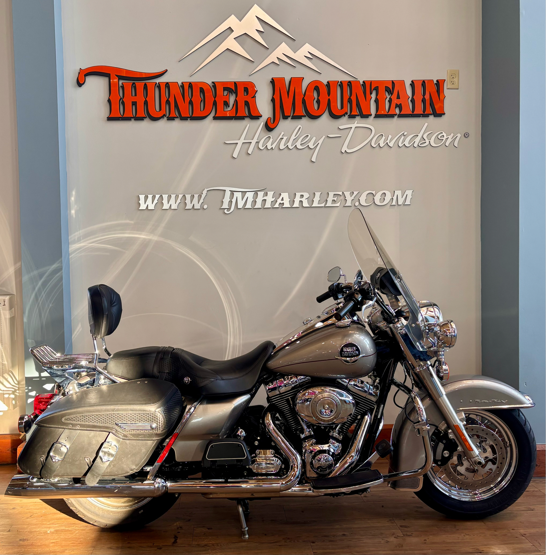 2009 Harley-Davidson Road King® Classic in Loveland, Colorado - Photo 1
