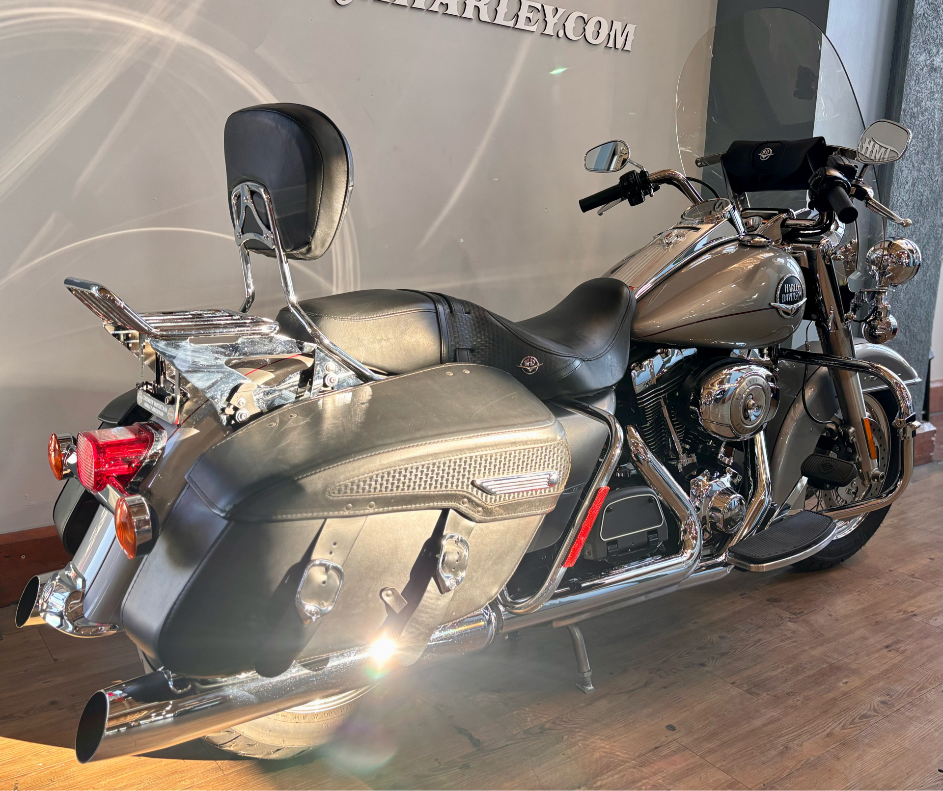 2009 Harley-Davidson Road King® Classic in Loveland, Colorado - Photo 3