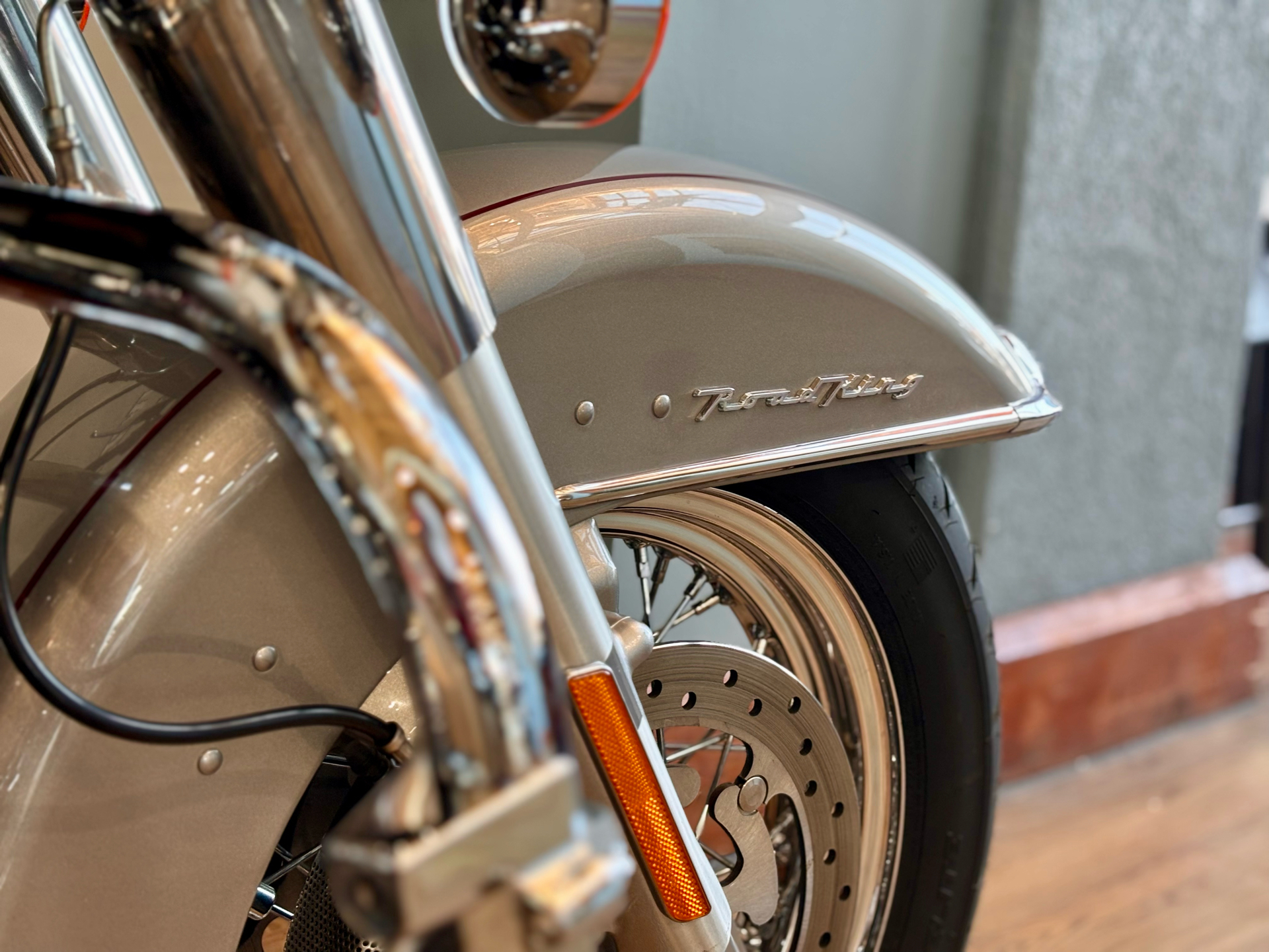 2009 Harley-Davidson Road King® Classic in Loveland, Colorado - Photo 10