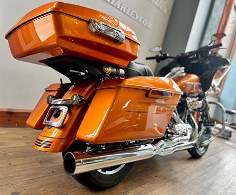 2015 Harley-Davidson Road Glide® Special in Loveland, Colorado - Photo 15