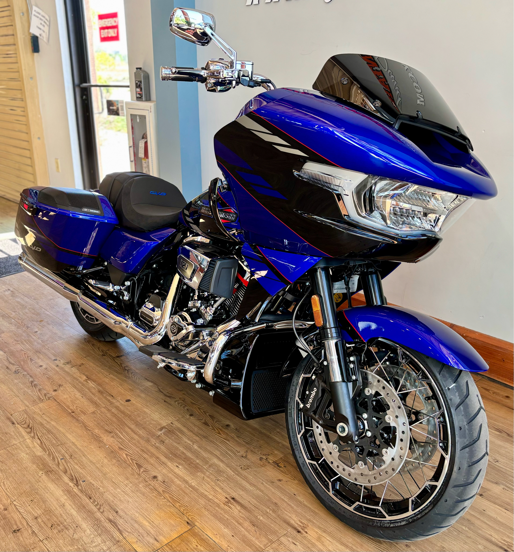 2025 Harley-Davidson CVO™ Road Glide® in Loveland, Colorado - Photo 2