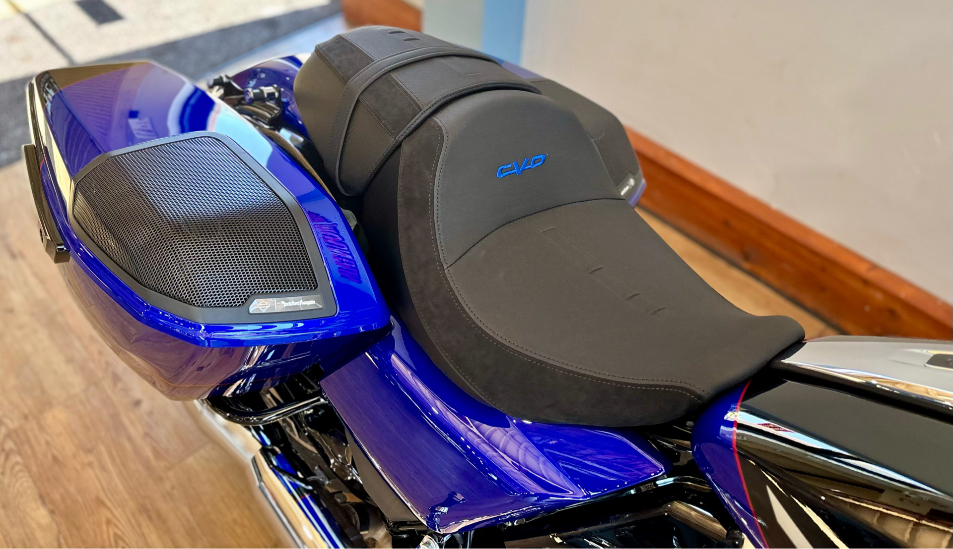 2025 Harley-Davidson CVO™ Road Glide® in Loveland, Colorado - Photo 10