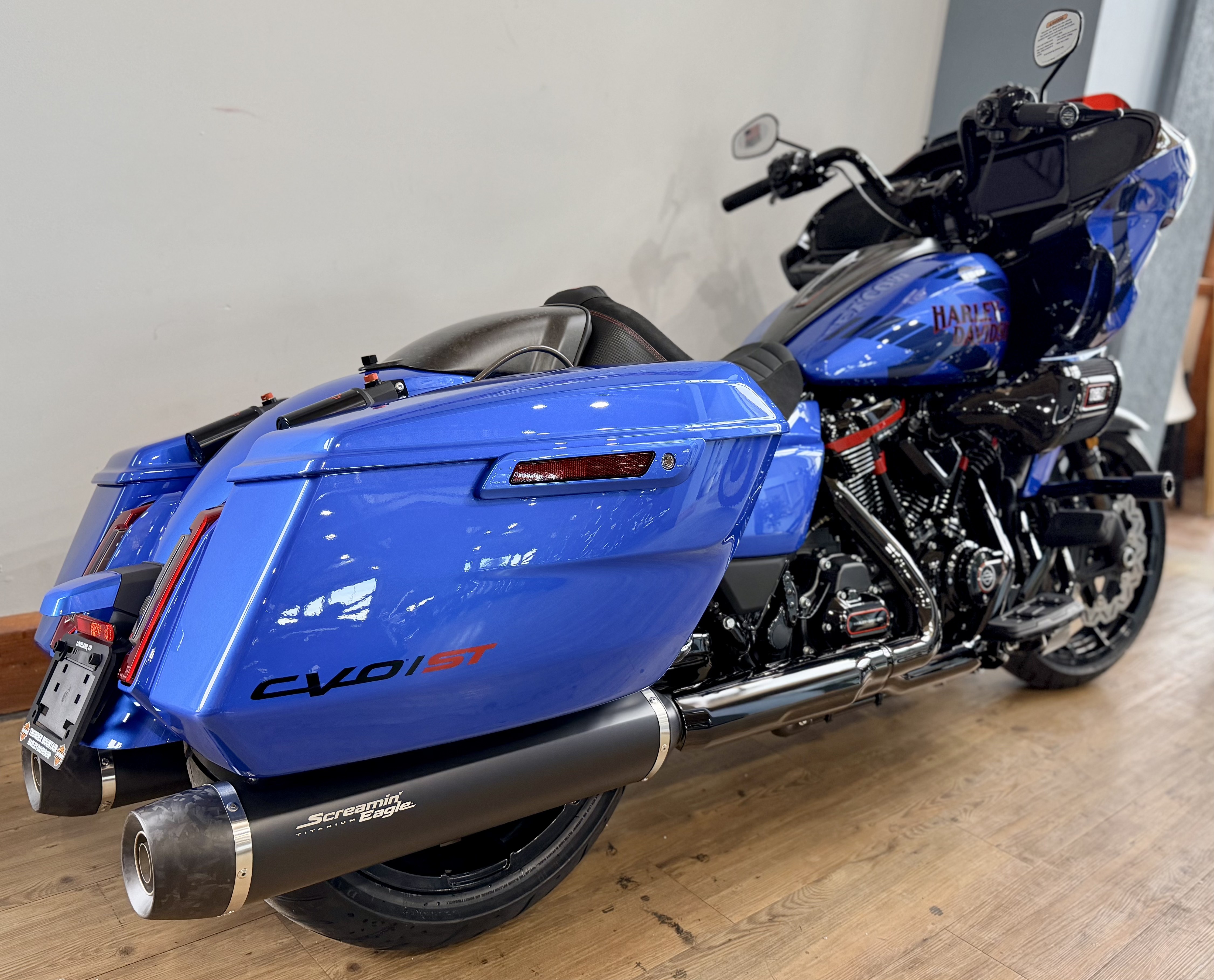 2026 Harley-Davidson CVO™ Road Glide® ST in Loveland, Colorado - Photo 3