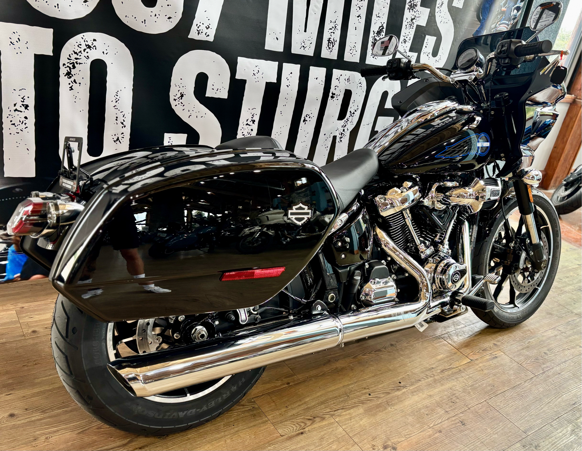2025 Harley-Davidson Low Rider® ST in Loveland, Colorado - Photo 3