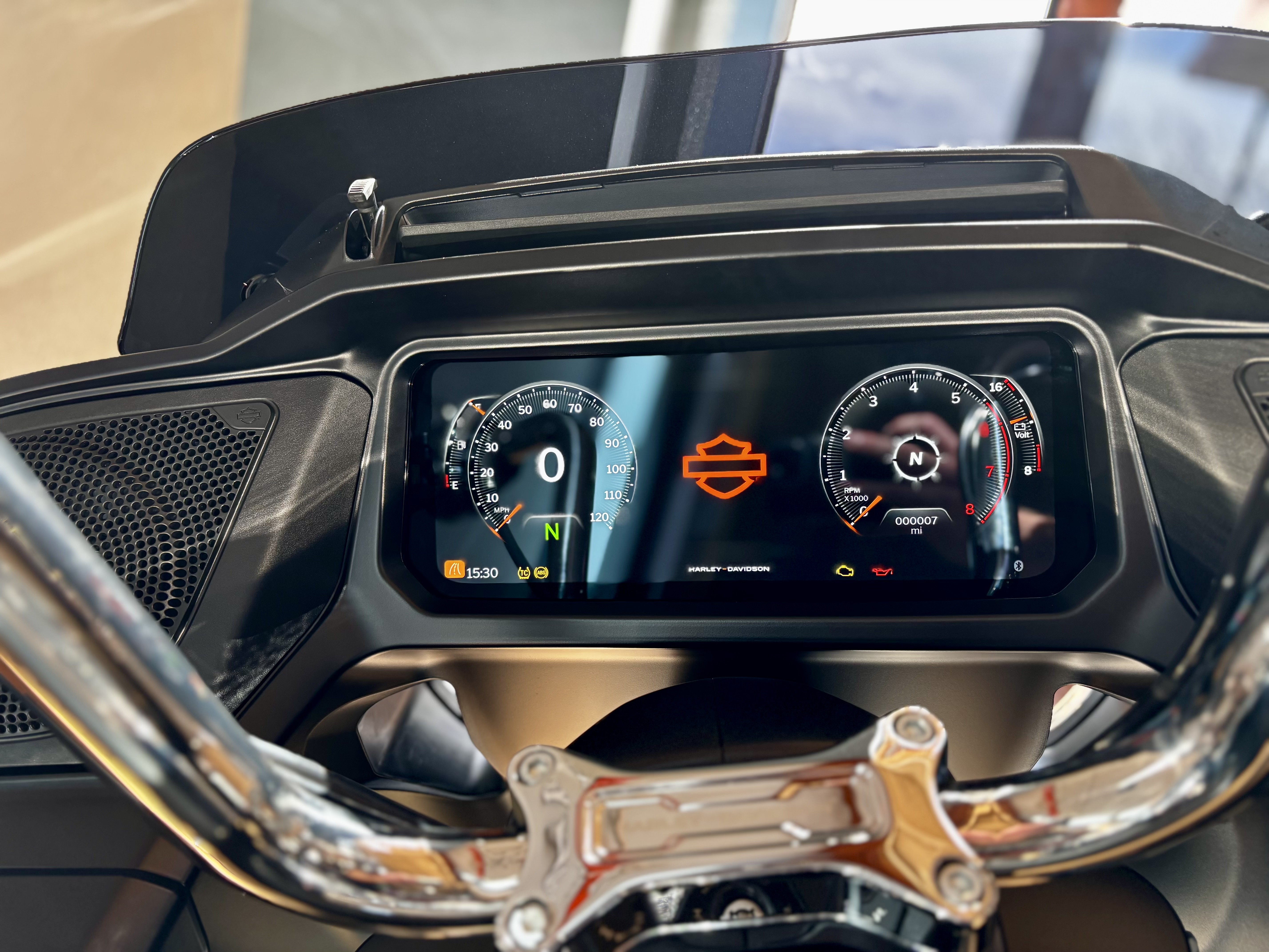 2025 Harley-Davidson Road Glide® in Loveland, Colorado - Photo 13