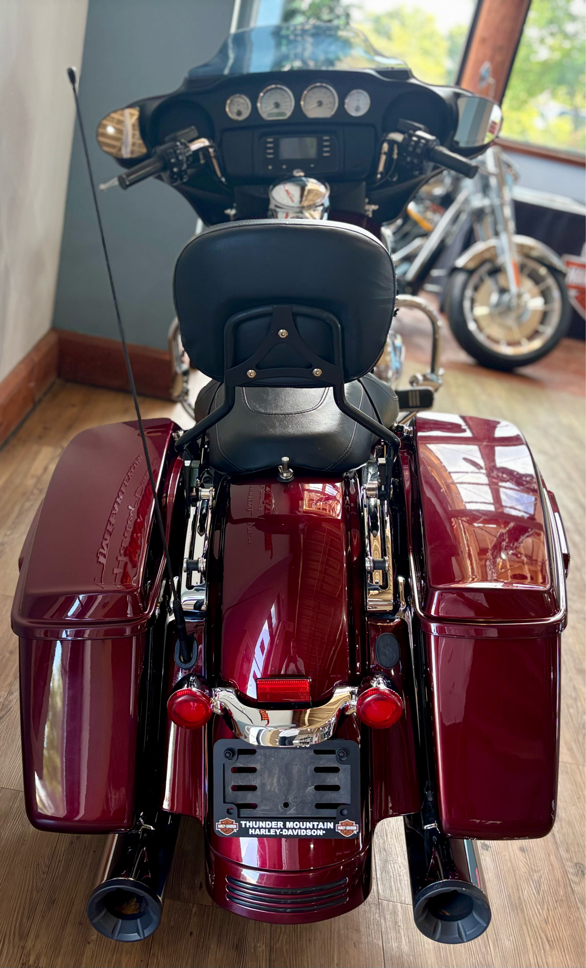 2015 Harley-Davidson Street Glide® in Loveland, Colorado - Photo 5