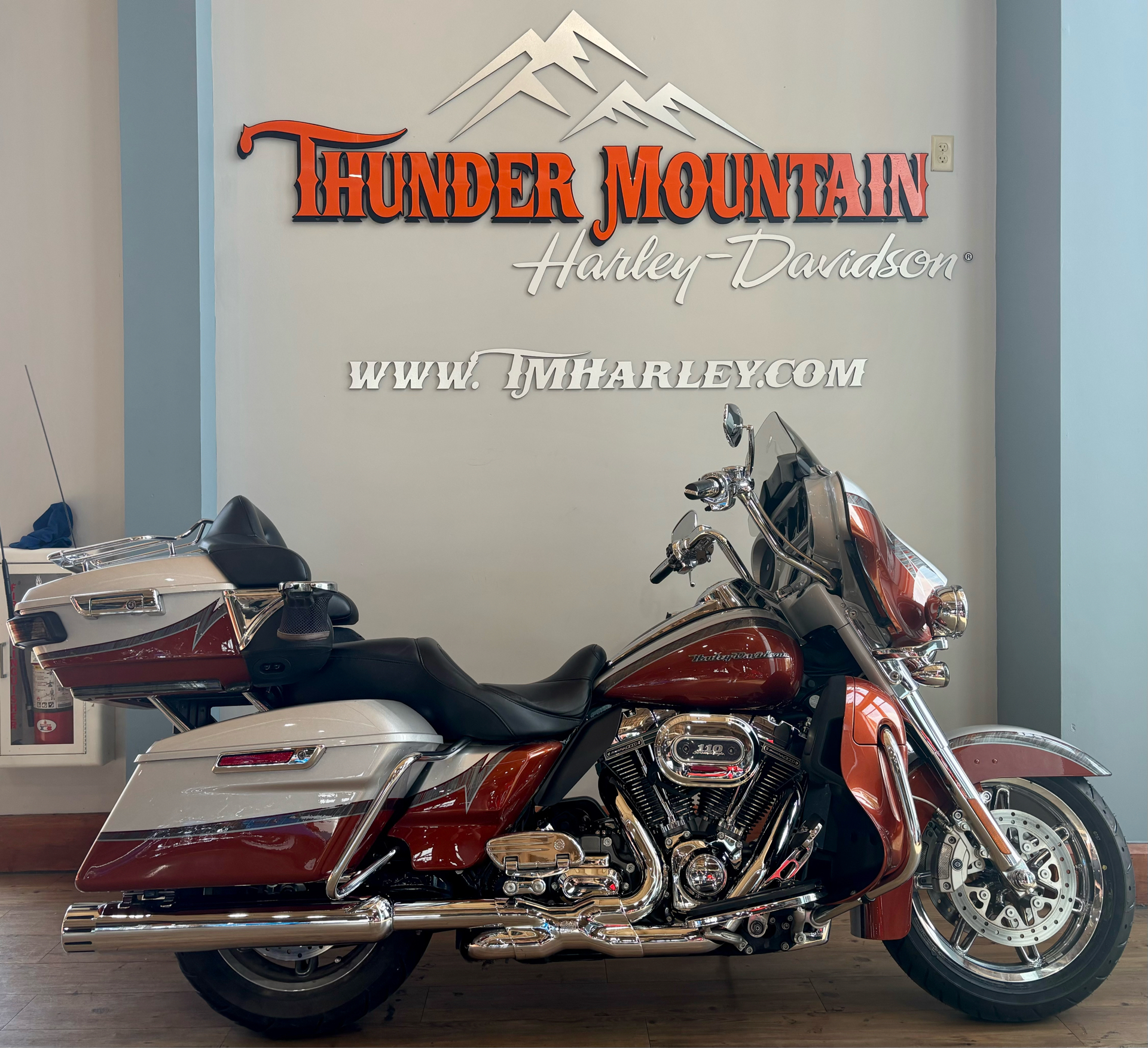 2014 Harley-Davidson CVO™ Limited in Loveland, Colorado - Photo 1