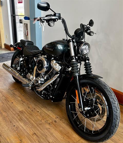 2025 Harley-Davidson Street Bob® in Loveland, Colorado - Photo 2
