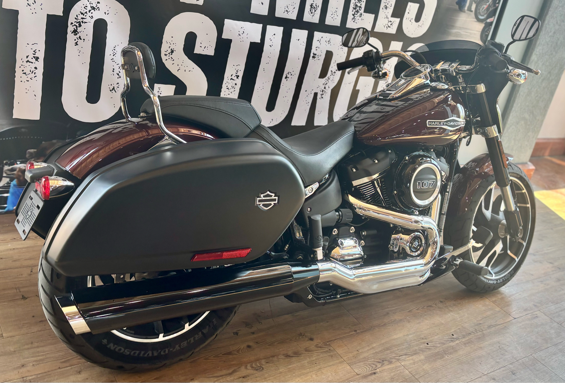 2018 Harley-Davidson Sport Glide® in Loveland, Colorado - Photo 3