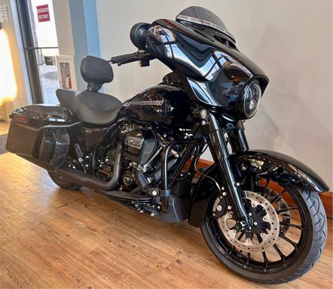2019 Harley-Davidson Street Glide® Special in Loveland, Colorado - Photo 2