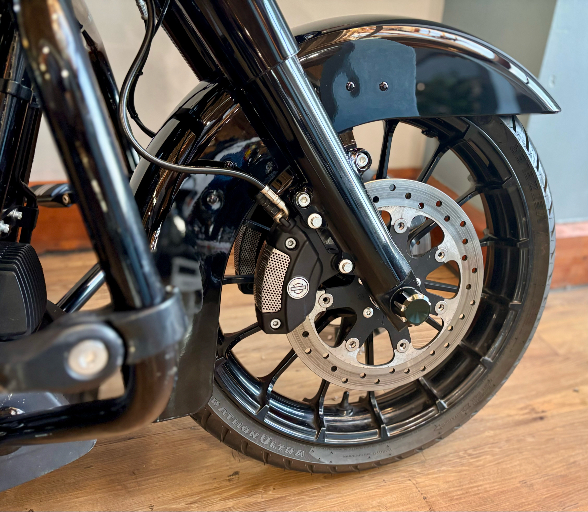 2019 Harley-Davidson Street Glide® Special in Loveland, Colorado - Photo 11