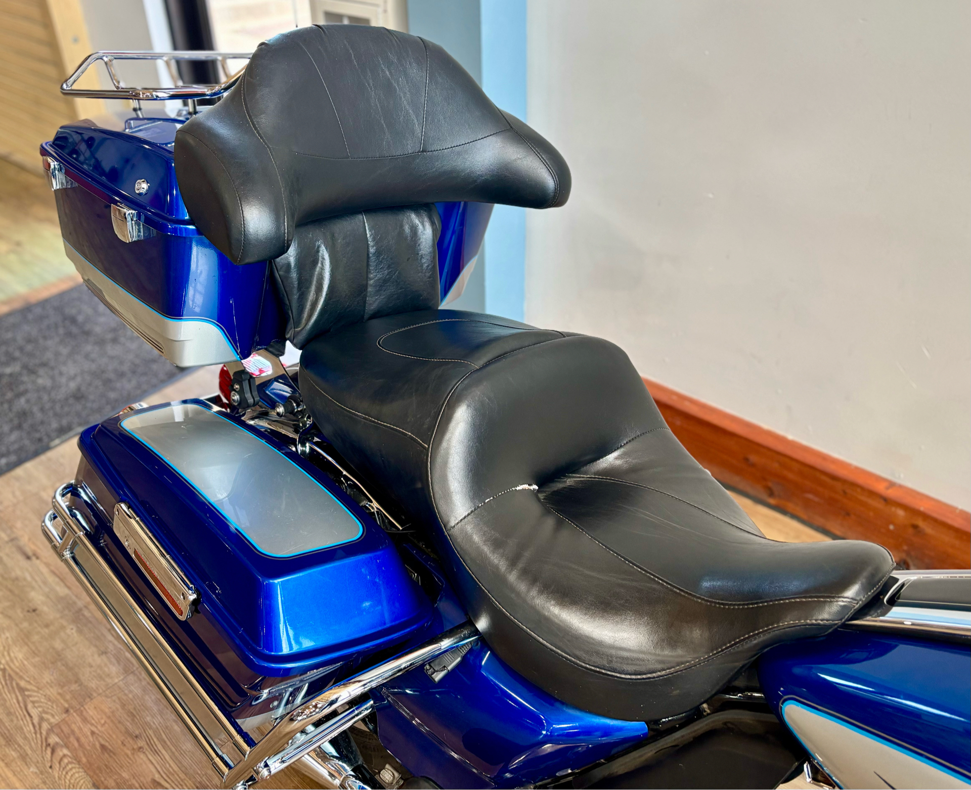 2010 Harley-Davidson Electra Glide® Classic in Loveland, Colorado - Photo 8