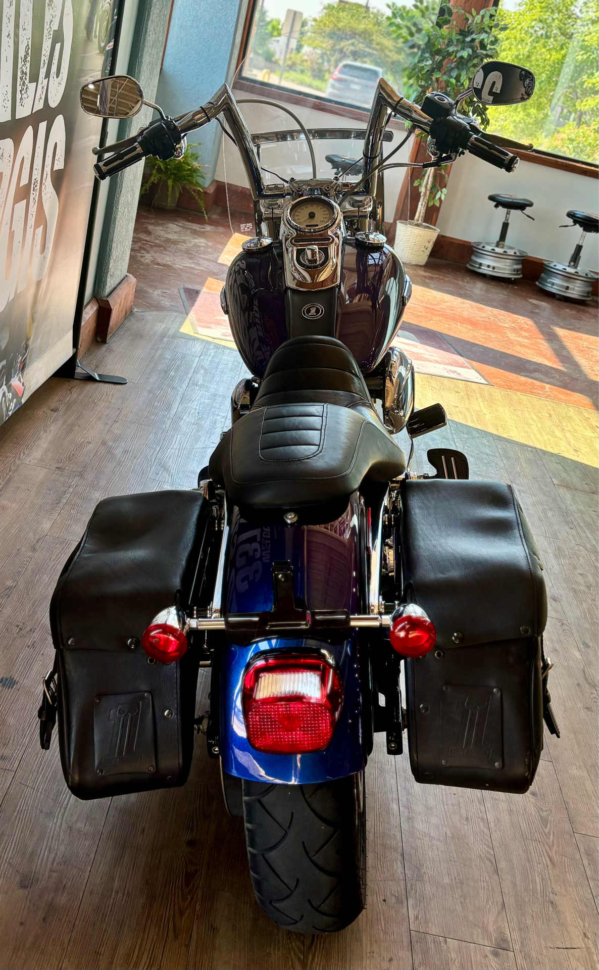 2010 Harley-Davidson Dyna® Super Glide® Custom in Loveland, Colorado - Photo 5