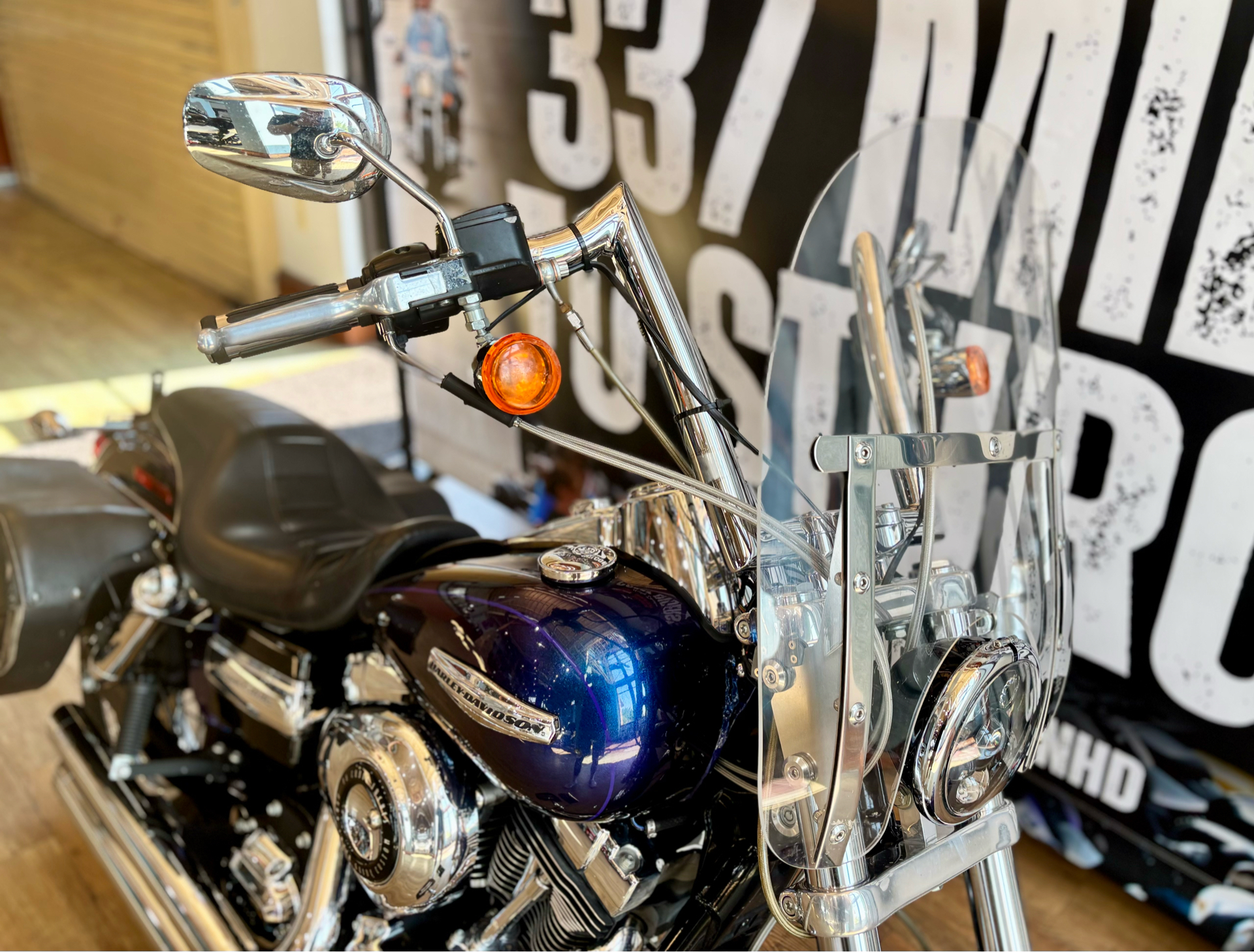 2010 Harley-Davidson Dyna® Super Glide® Custom in Loveland, Colorado - Photo 11