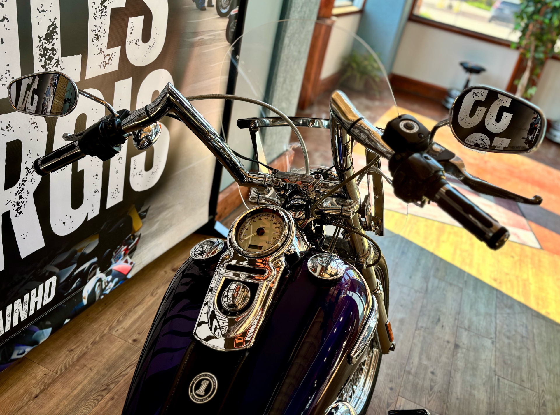 2010 Harley-Davidson Dyna® Super Glide® Custom in Loveland, Colorado - Photo 12