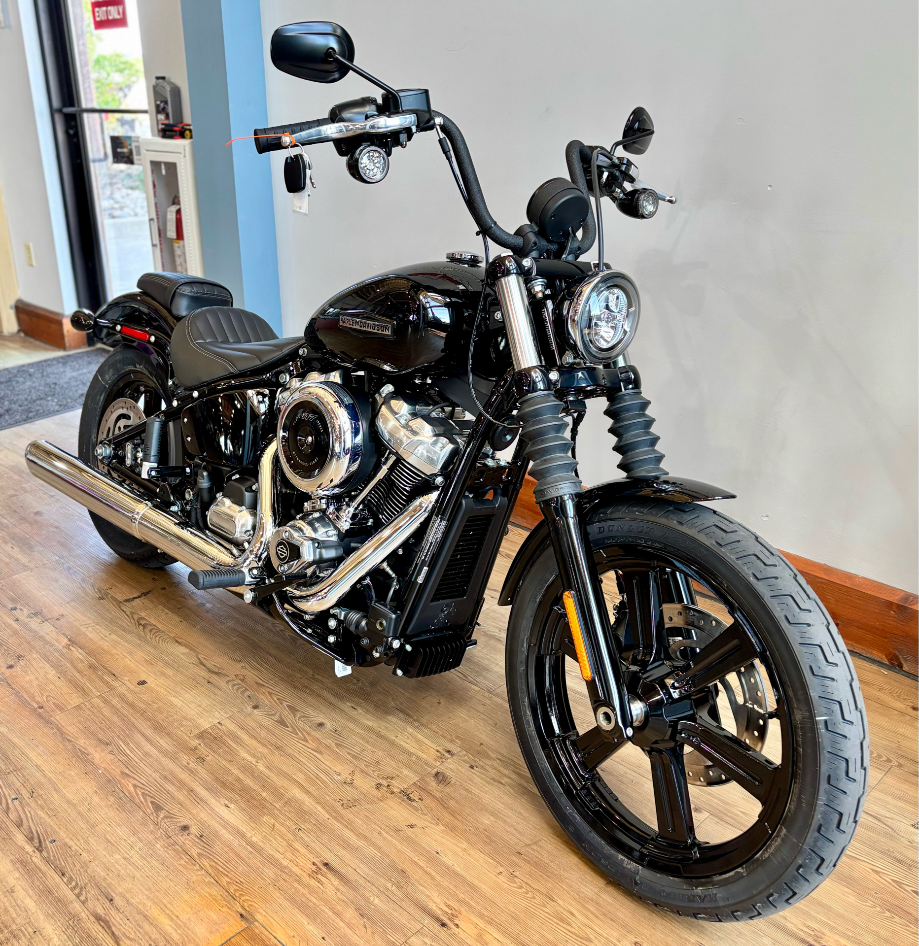 2025 Harley-Davidson Street Bob® in Loveland, Colorado - Photo 2