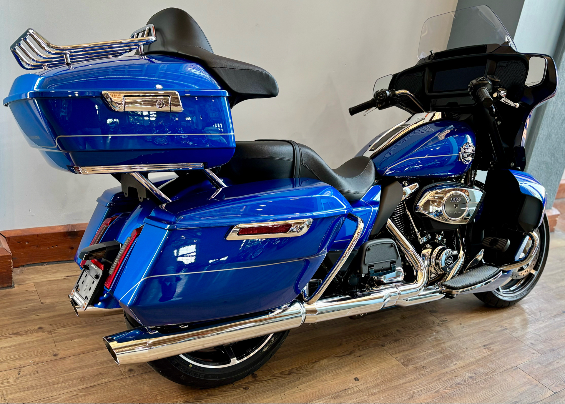 2025 Harley-Davidson Street Glide® Ultra in Loveland, Colorado - Photo 3