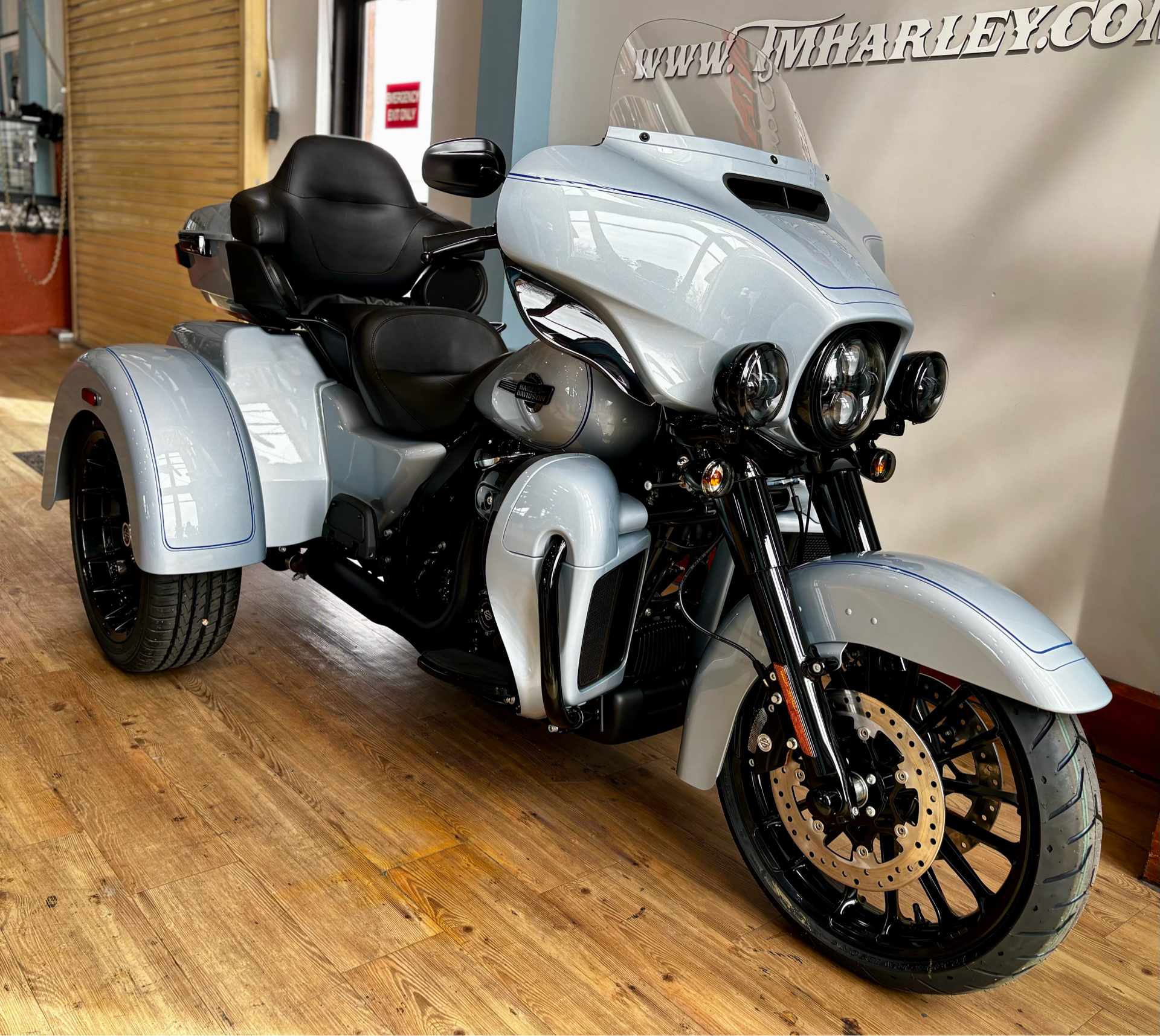 2025 Harley-Davidson Tri Glide® Ultra in Loveland, Colorado - Photo 2