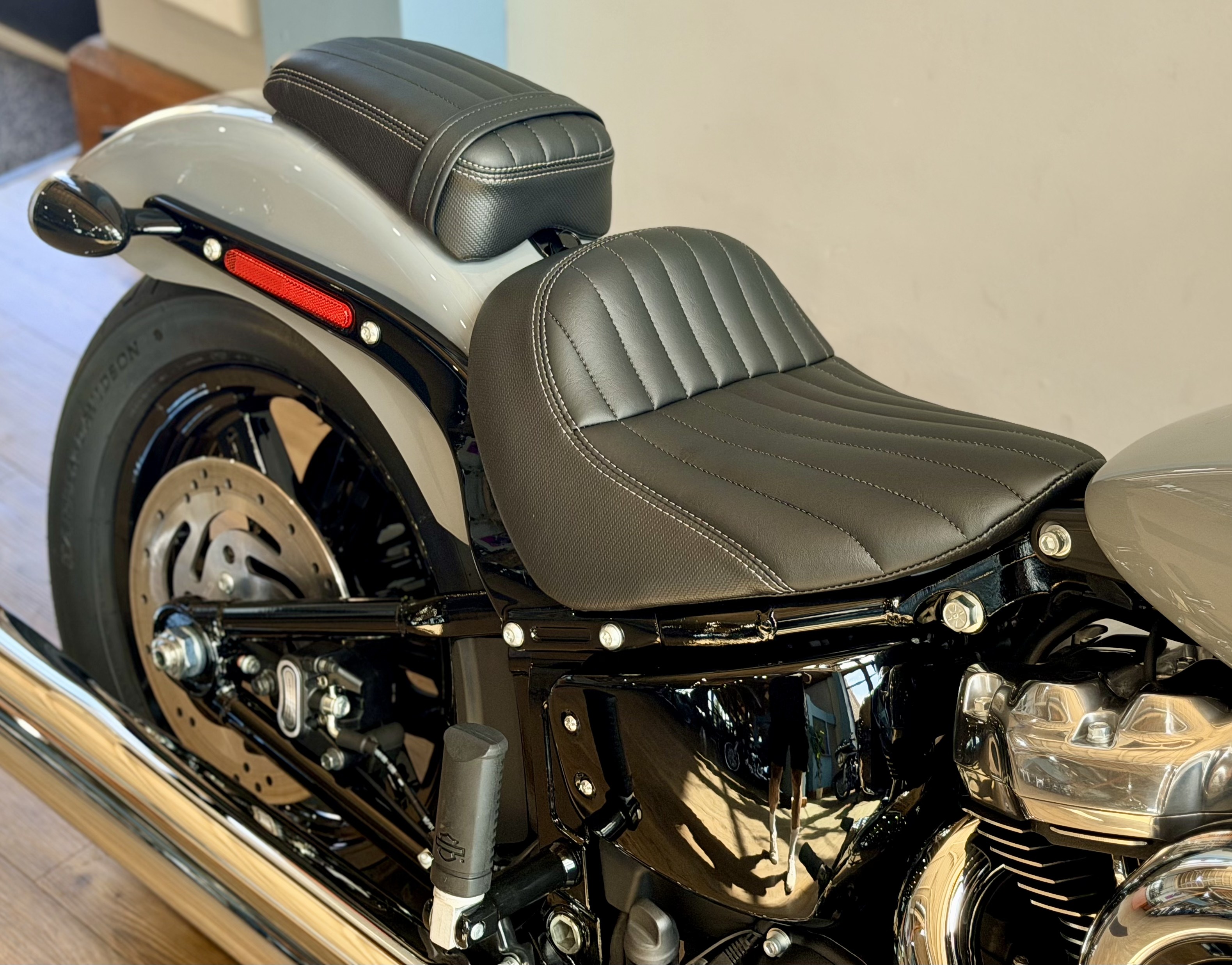 2026 Harley-Davidson Street Bob® in Loveland, Colorado - Photo 10