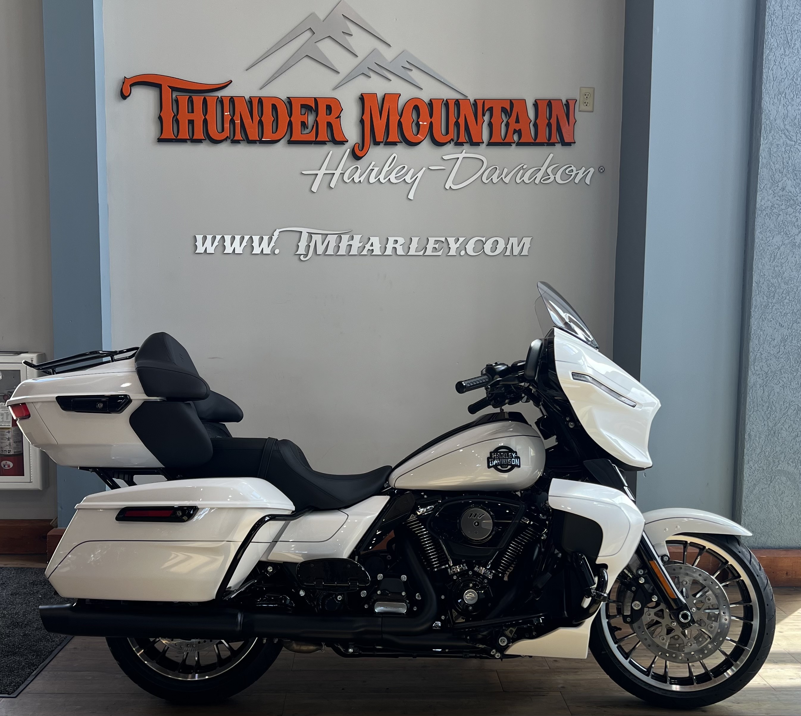 2026 Harley-Davidson Street Glide® Limited in Loveland, Colorado - Photo 1