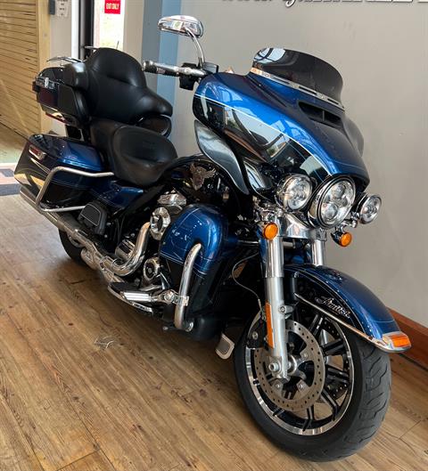2018 Harley-Davidson Electra Glide® Ultra Classic® in Loveland, Colorado - Photo 2