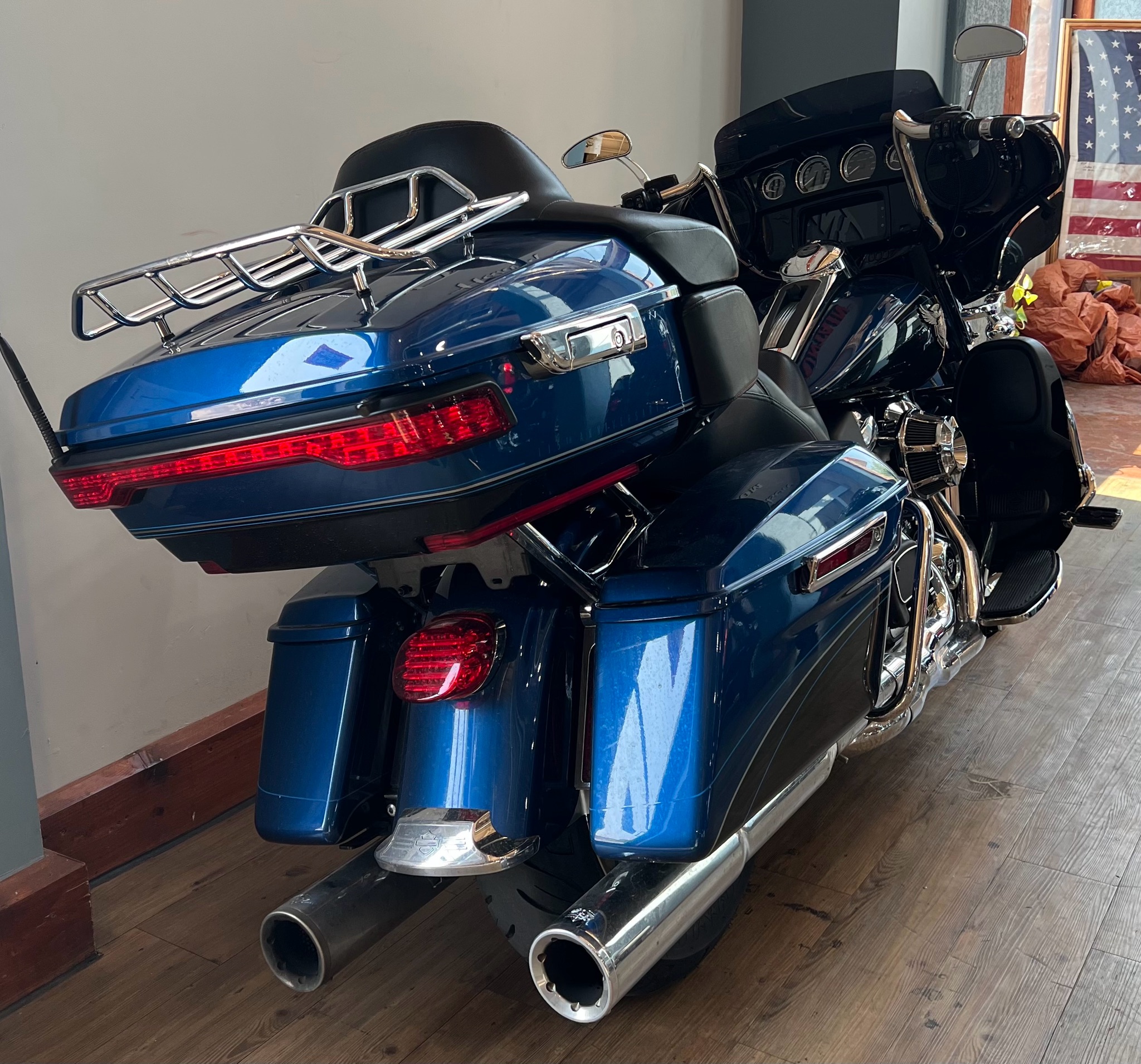 2018 Harley-Davidson Electra Glide® Ultra Classic® in Loveland, Colorado - Photo 5