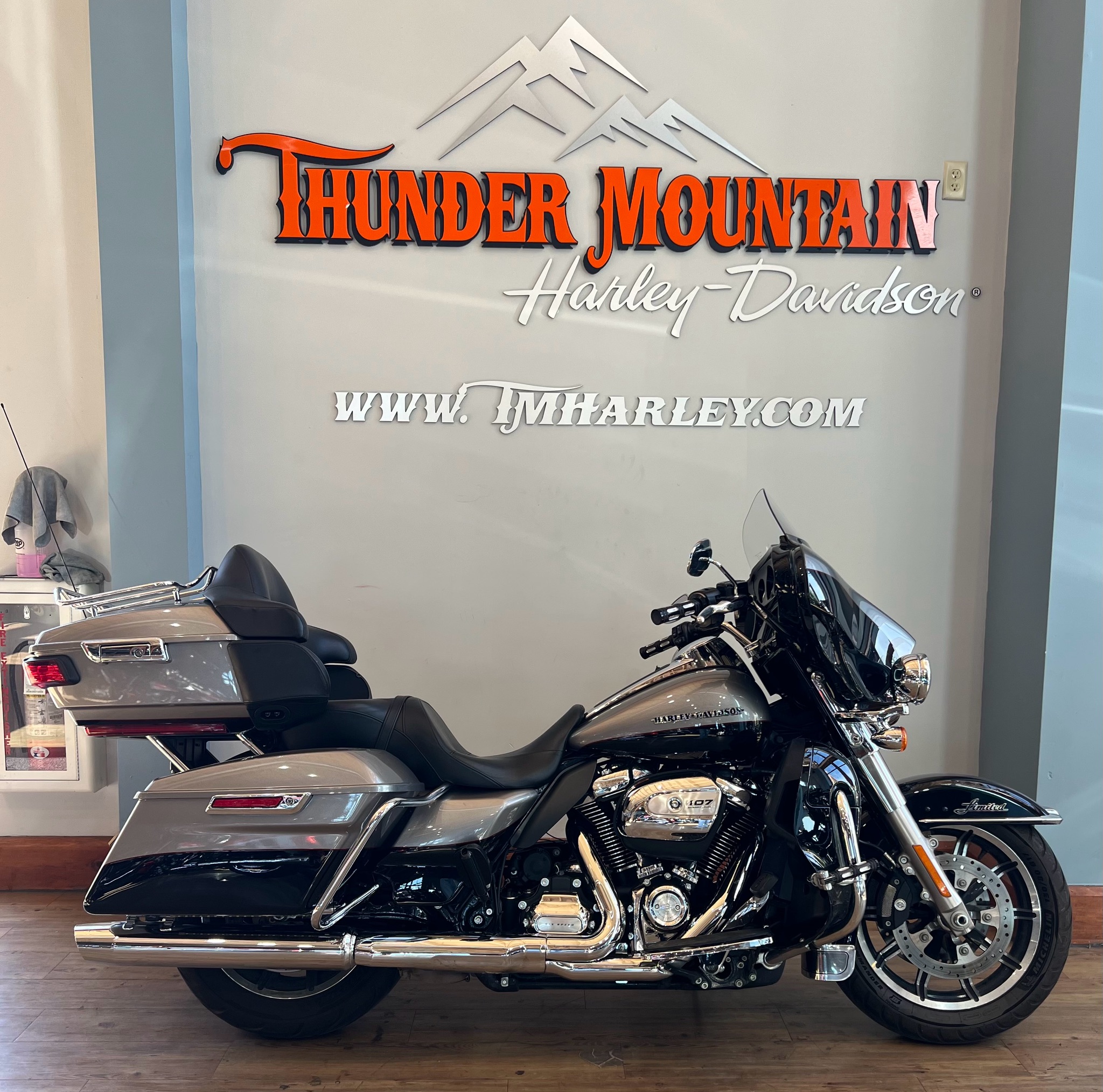 2017 Harley-Davidson Ultra Limited Low in Loveland, Colorado - Photo 1