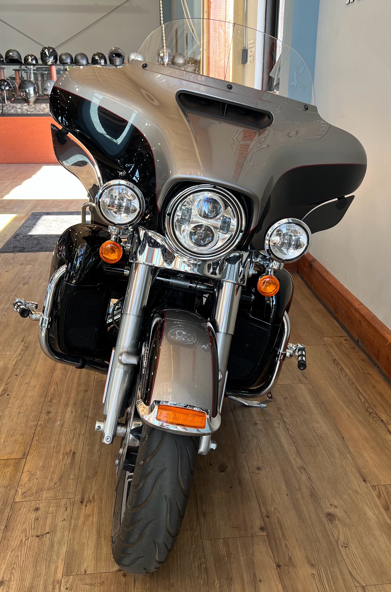 2017 Harley-Davidson Ultra Limited Low in Loveland, Colorado - Photo 3