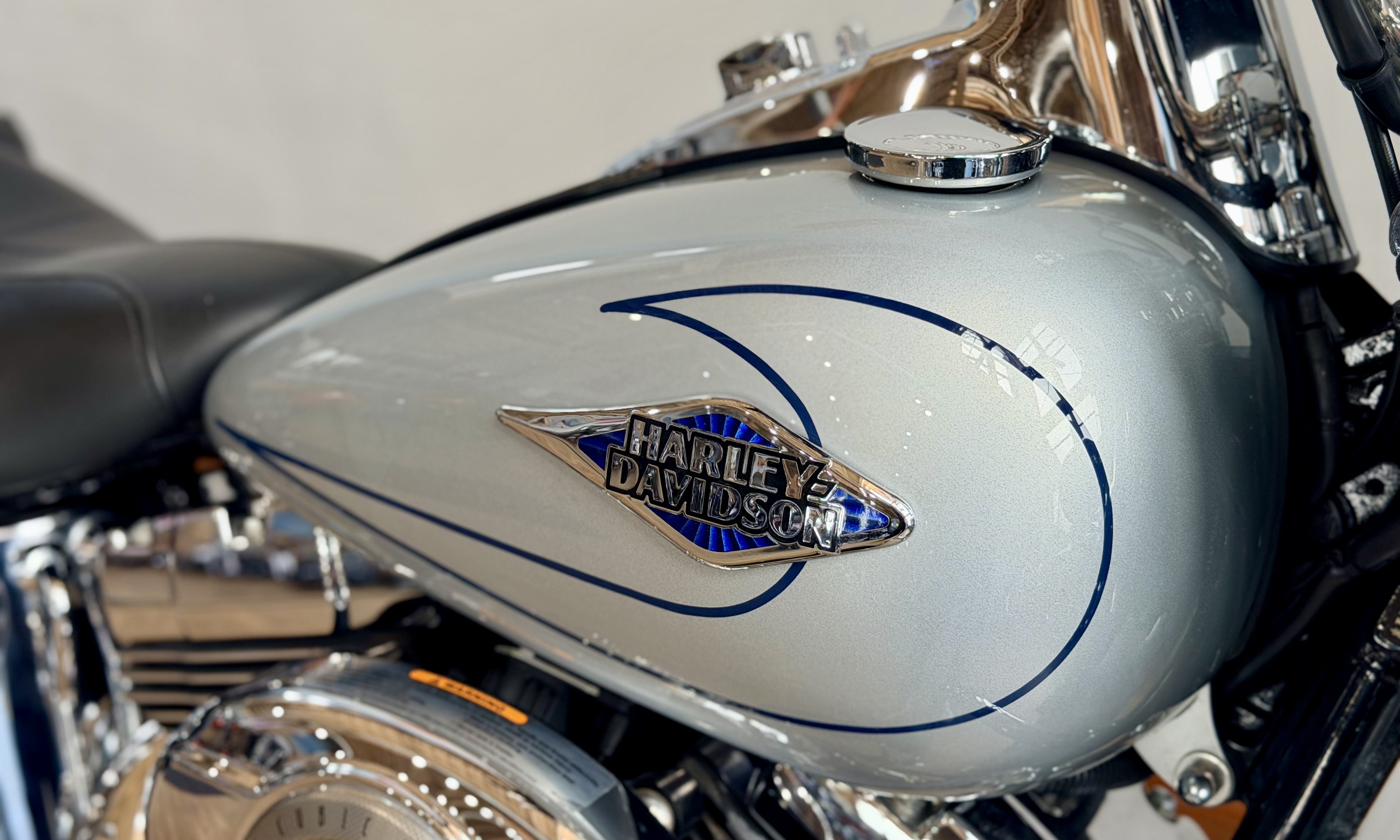 2010 Harley-Davidson Heritage Softail® Classic in Loveland, Colorado - Photo 6