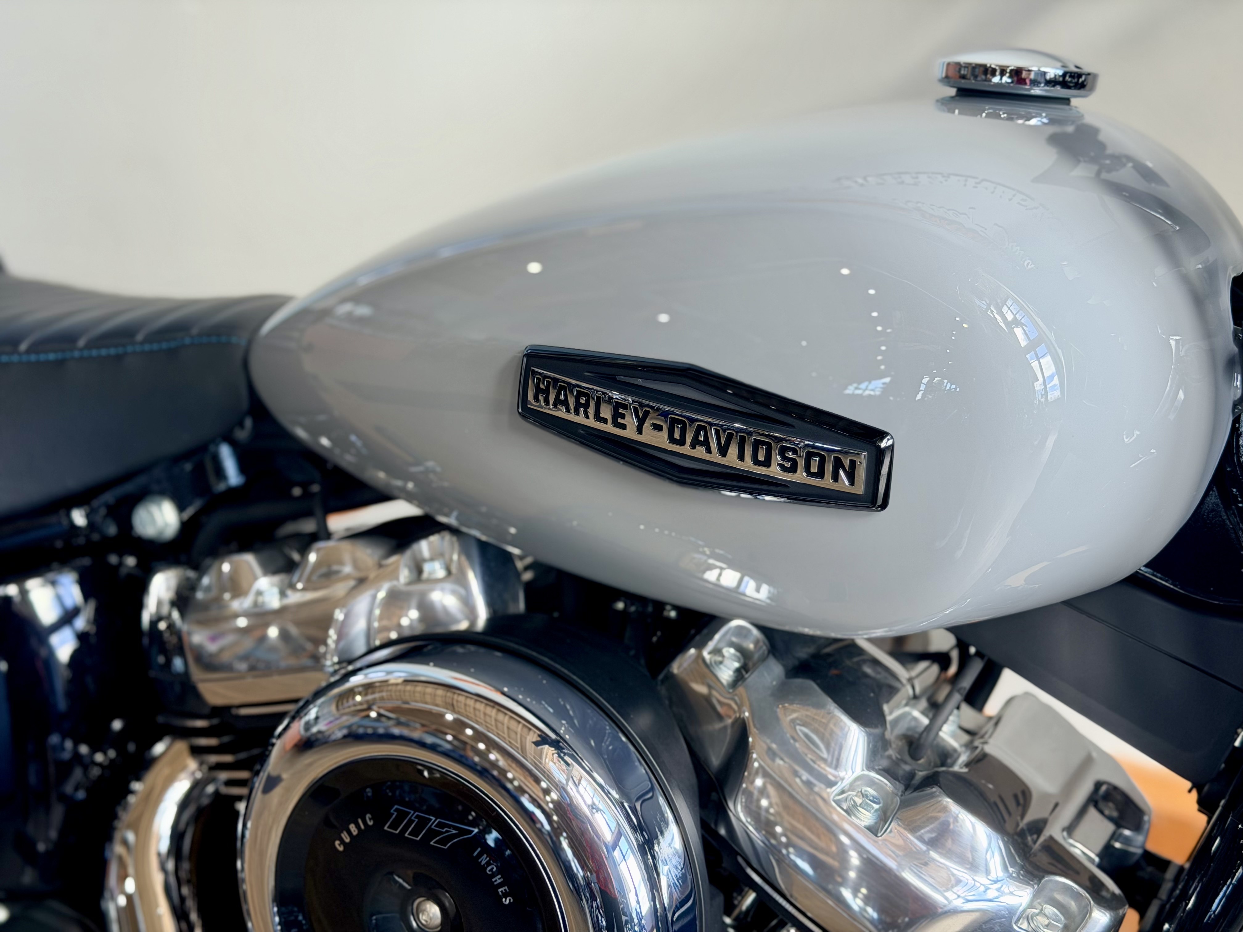 2025 Harley-Davidson Street Bob® in Loveland, Colorado - Photo 6